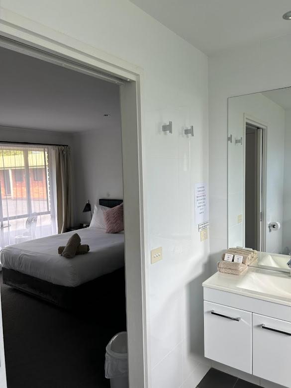 Double Room with Spa Bath photo 2