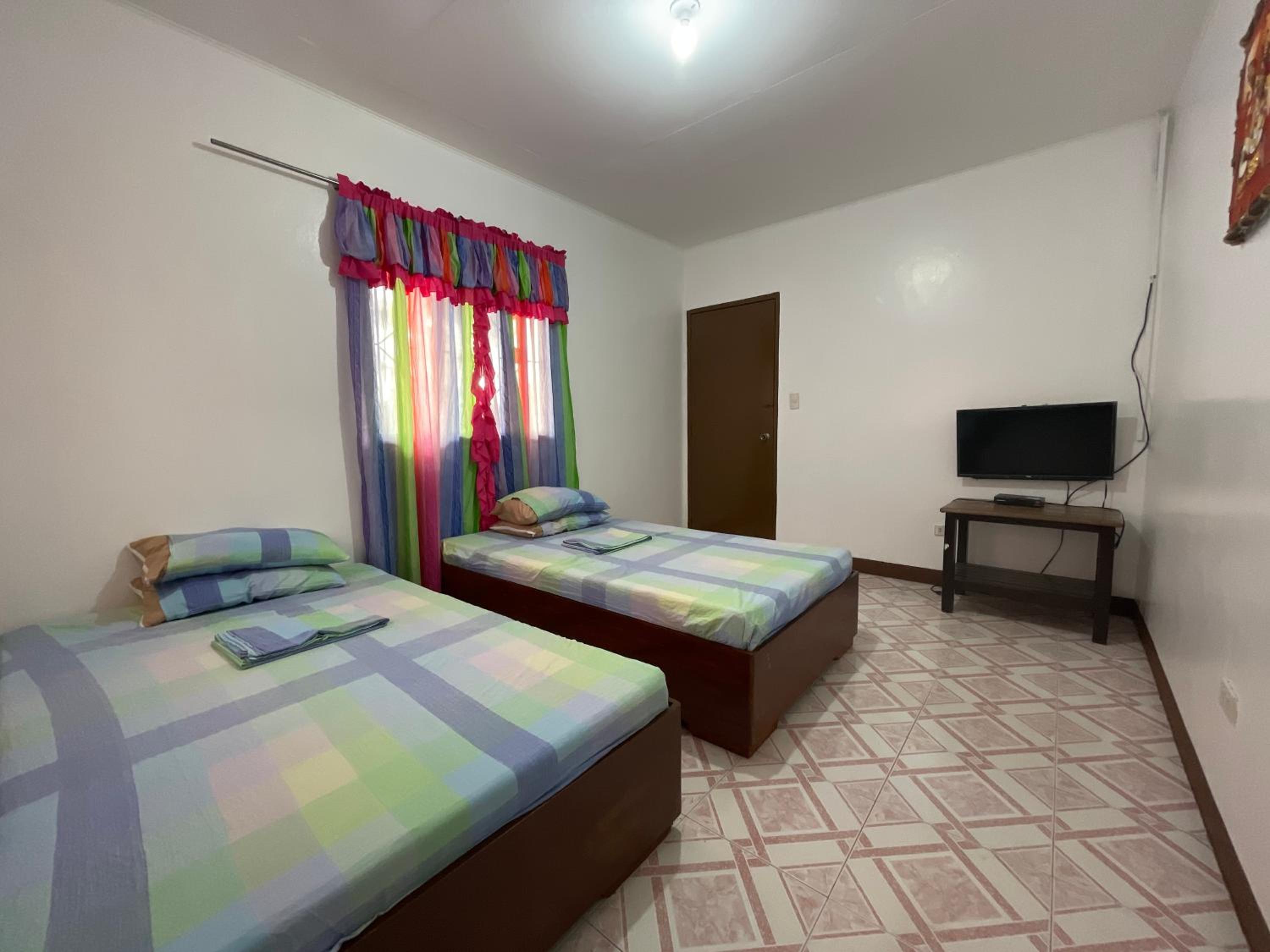 Classic Quadruple Room