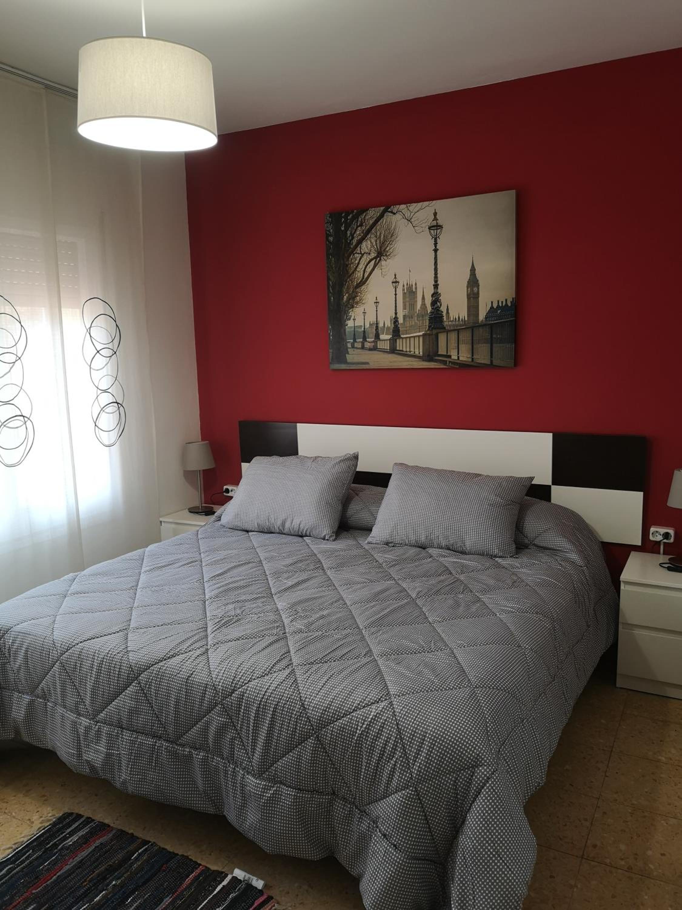 Apartment photo 2