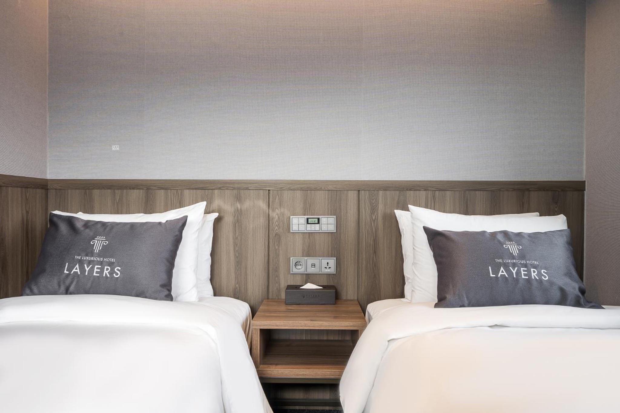 Economy Twin Room - Photo 3