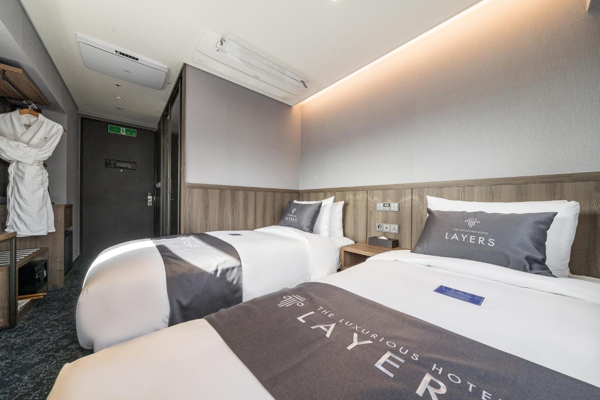 Economy Twin Room - Photo 4