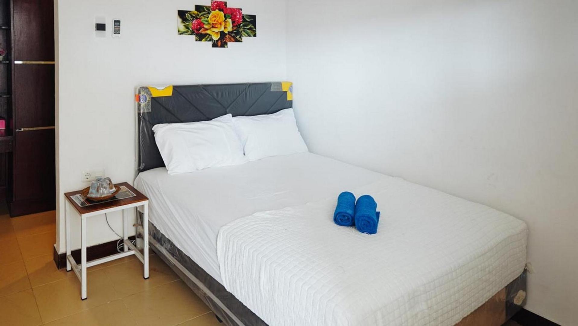 Small Double Room photo 1