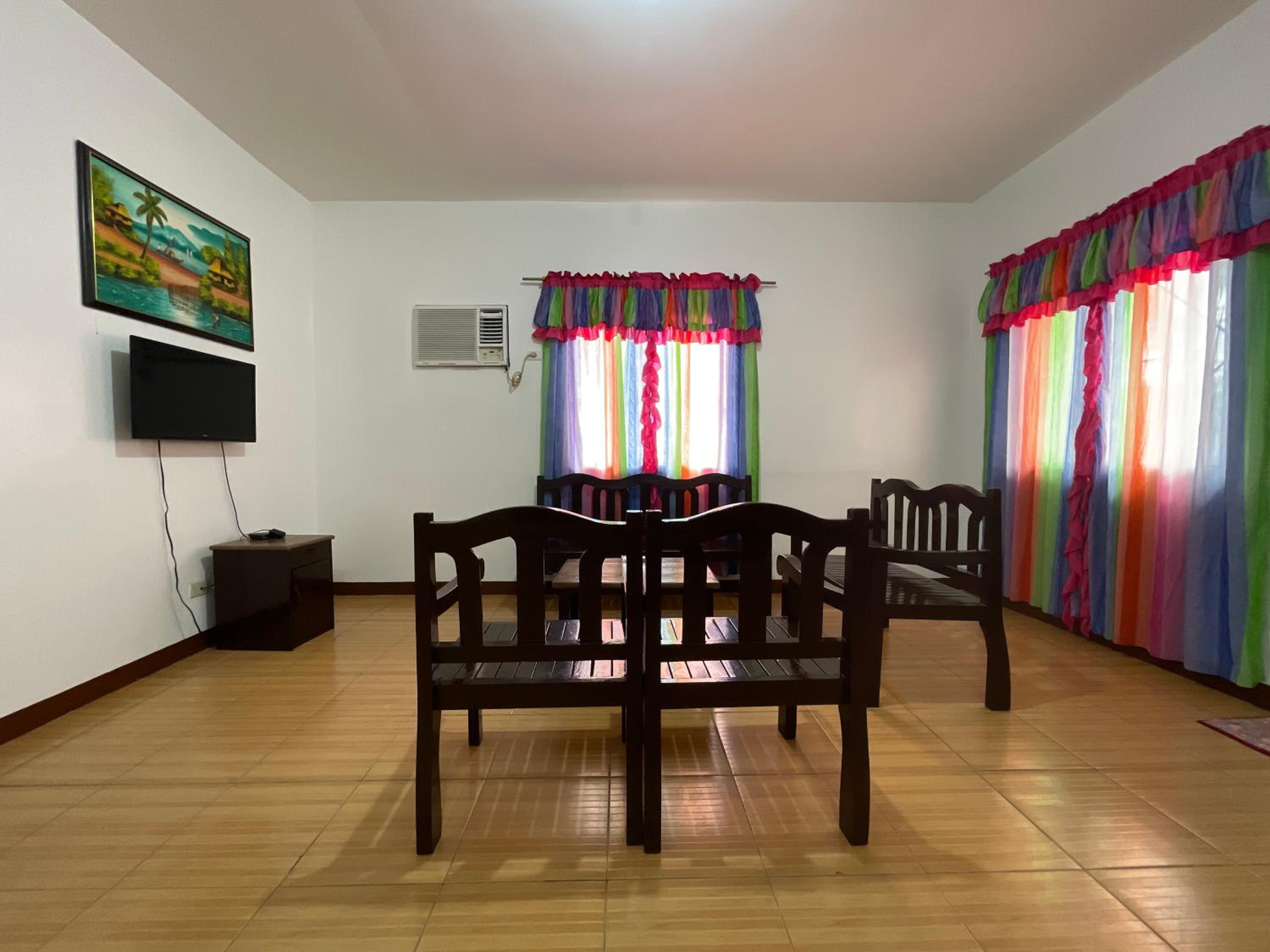 Mixed Dormitory Room