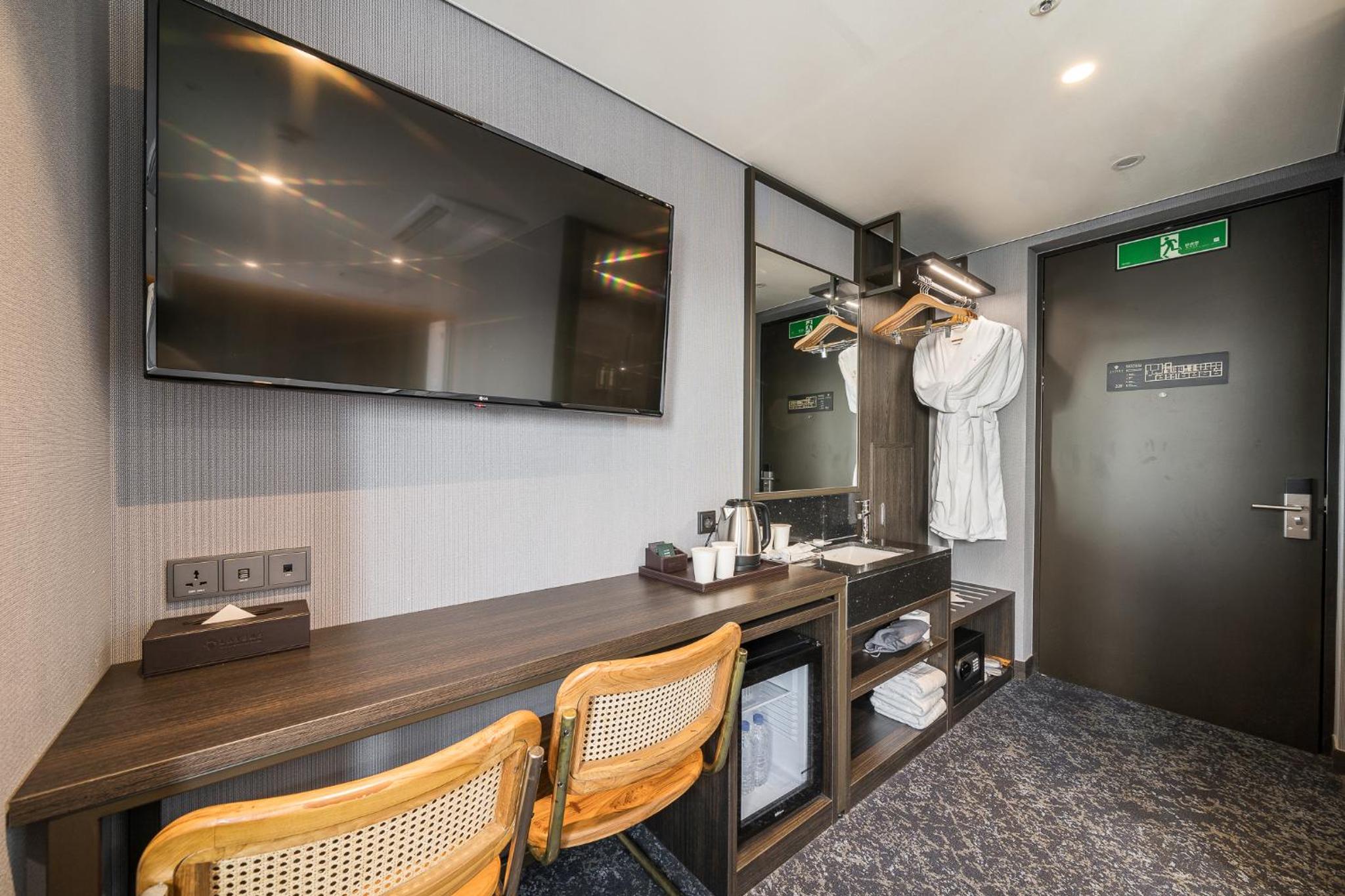 Superior Triple Room - Photo 5