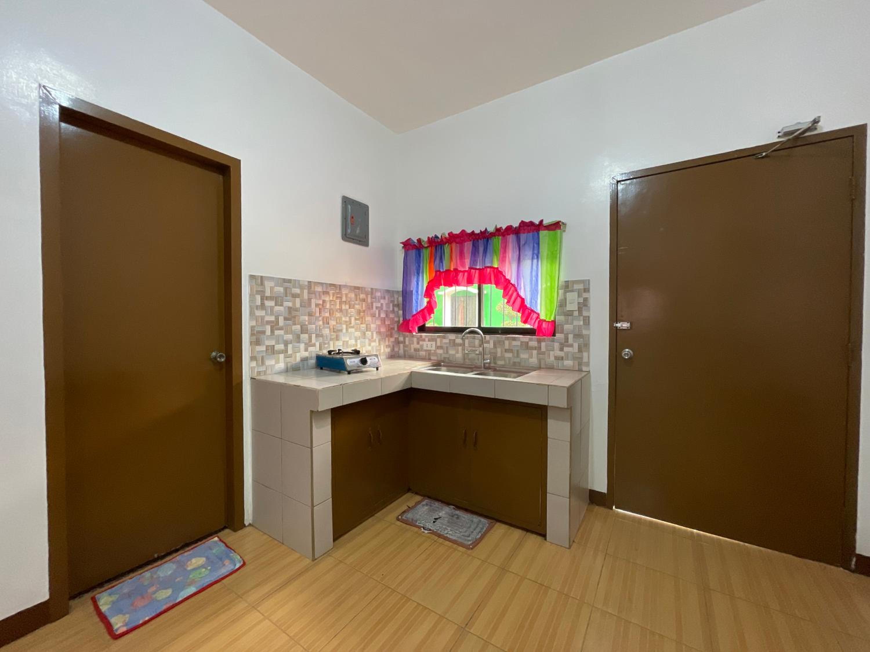 Mixed Dormitory Room photo 3