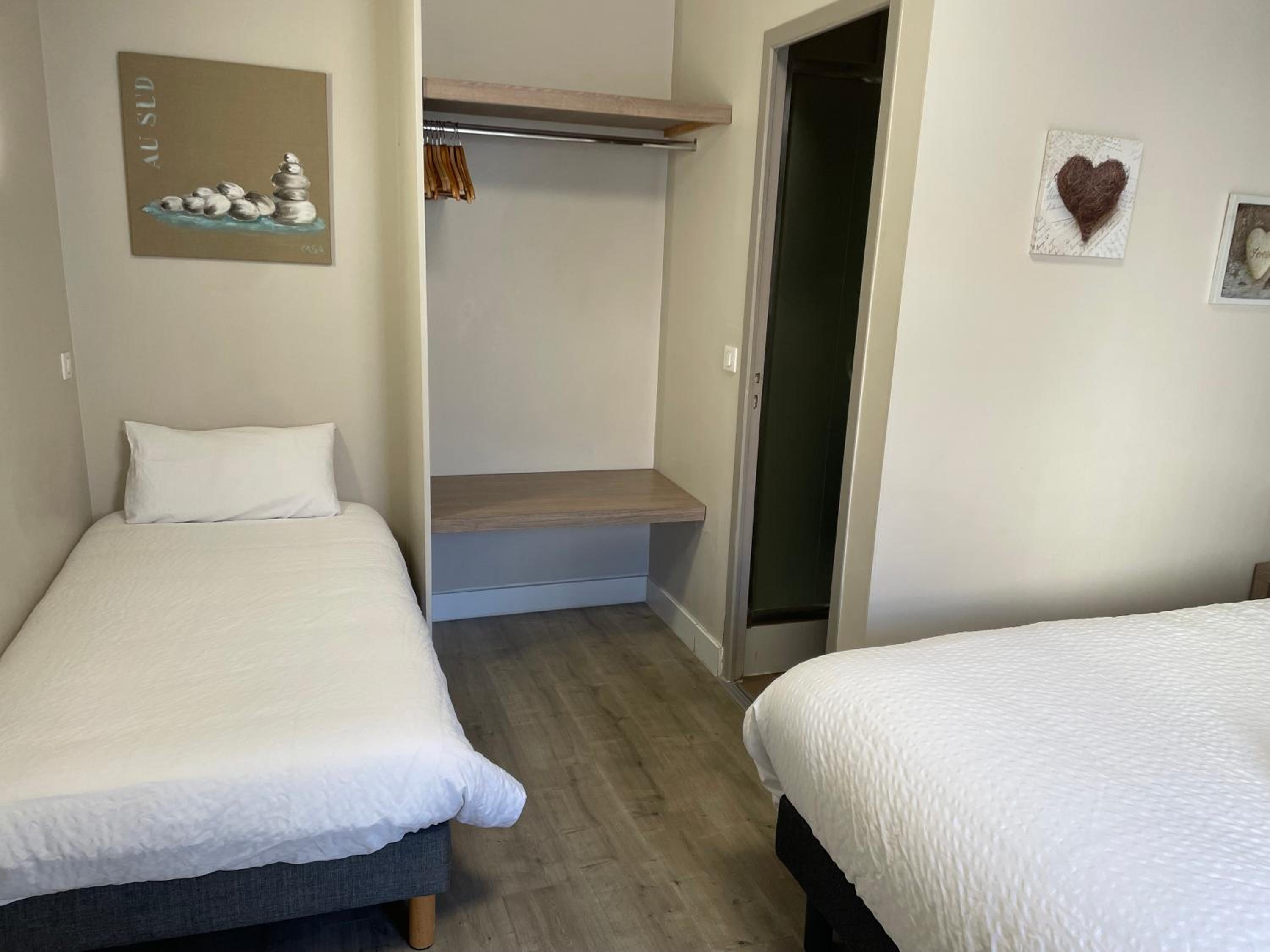 Triple Room with Terrace - Photo 2