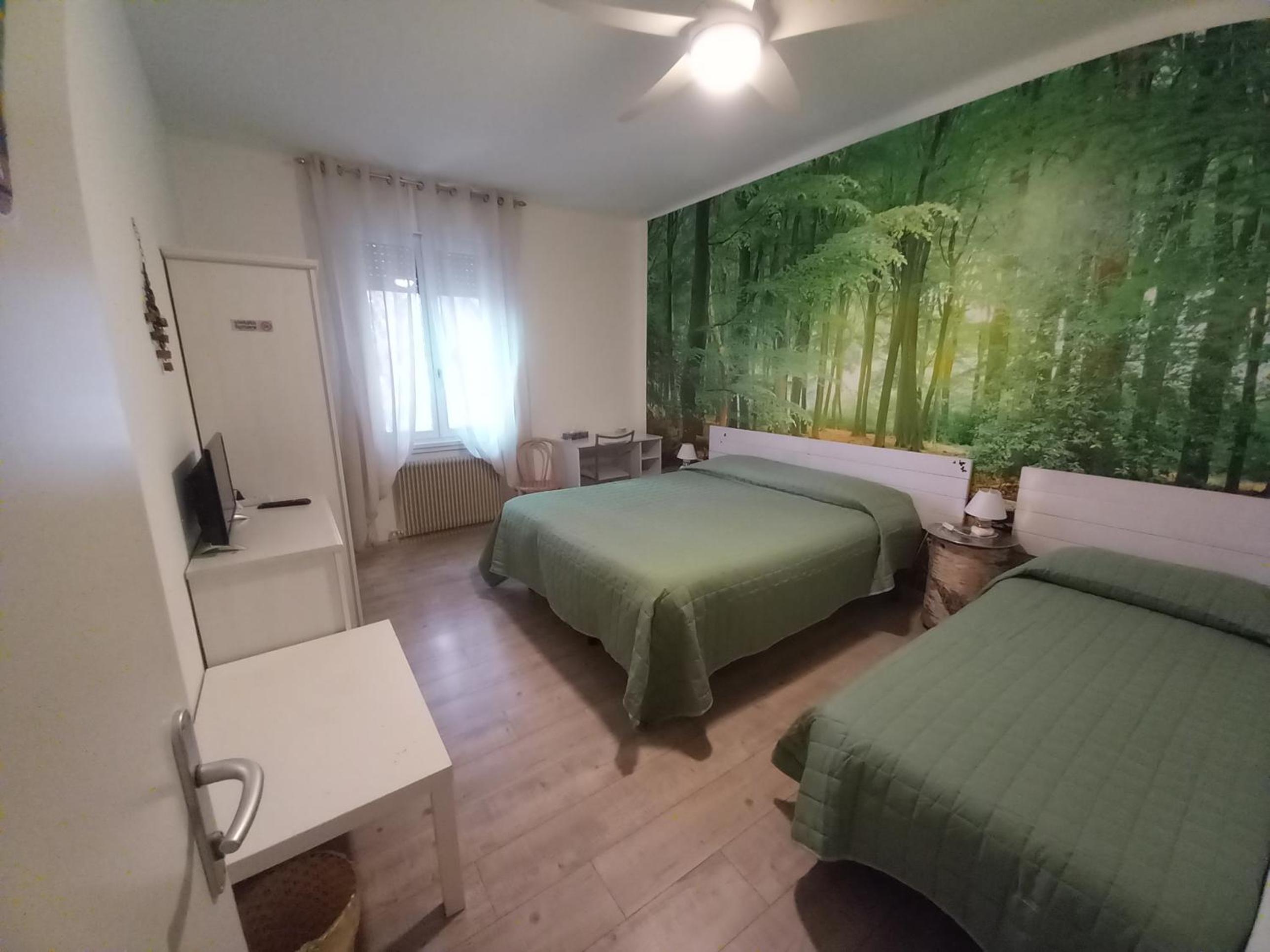 Economy Double or Twin Room with Private External Bathroom