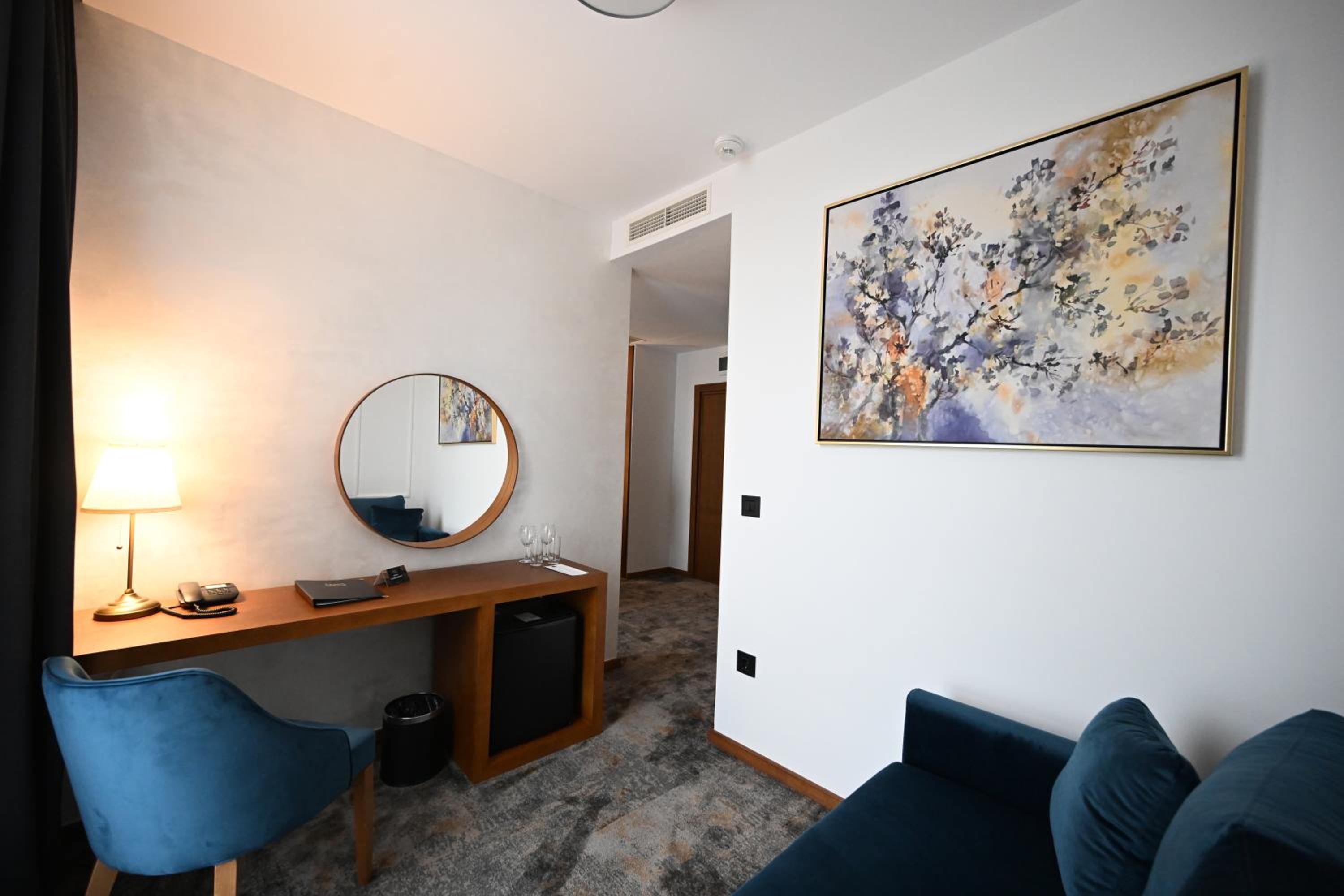 Junior Apartment photo 1