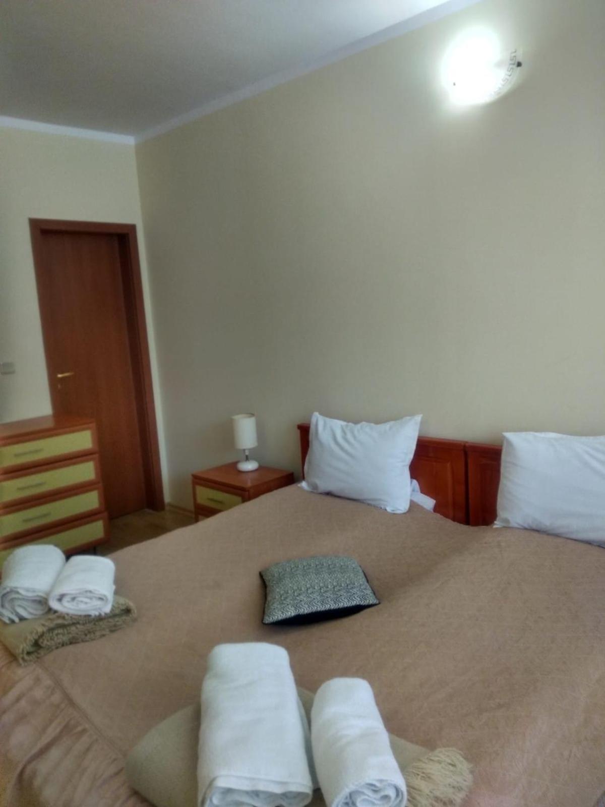 One-Bedroom Apartment - Photo 11