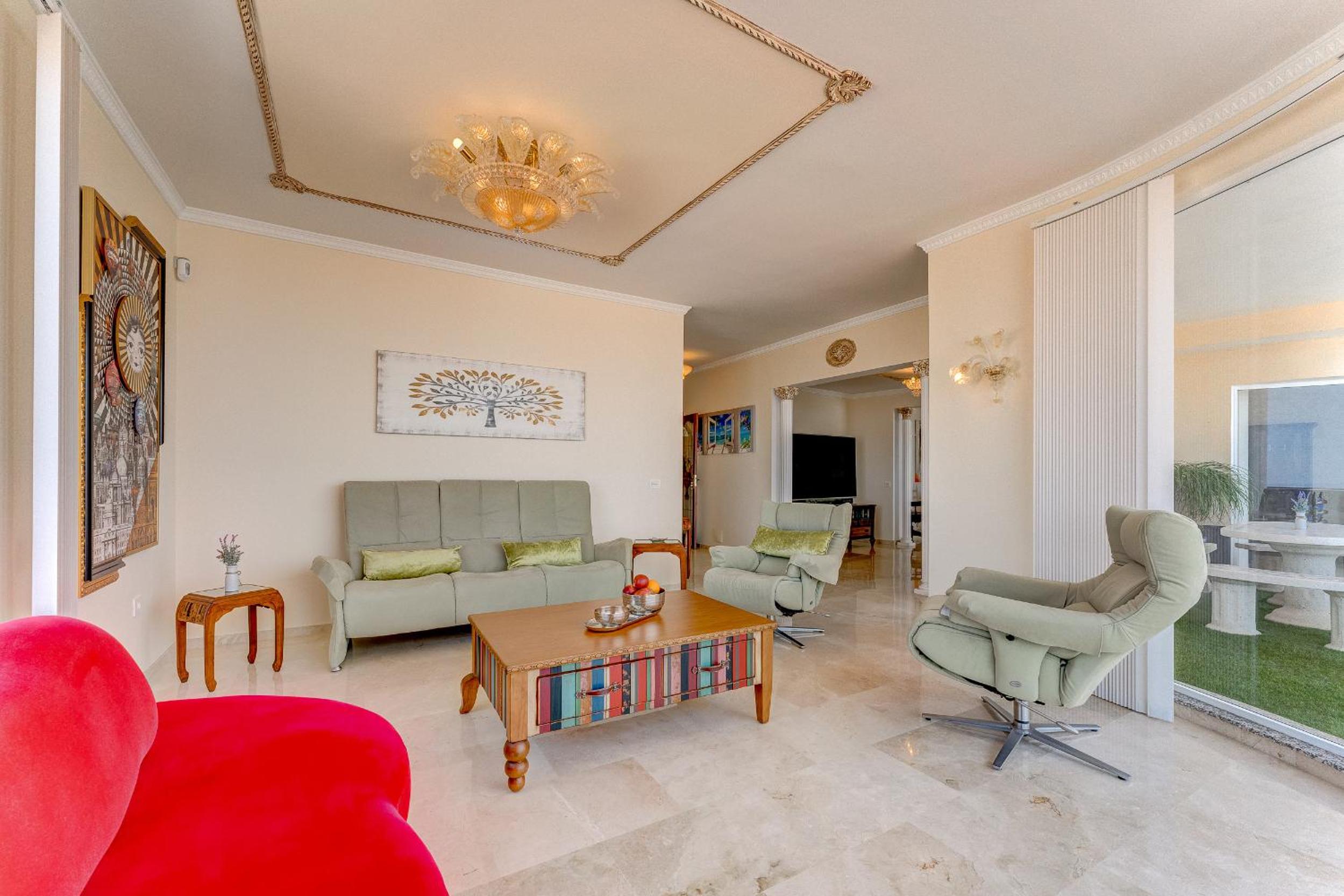 Villa con piscina privada
