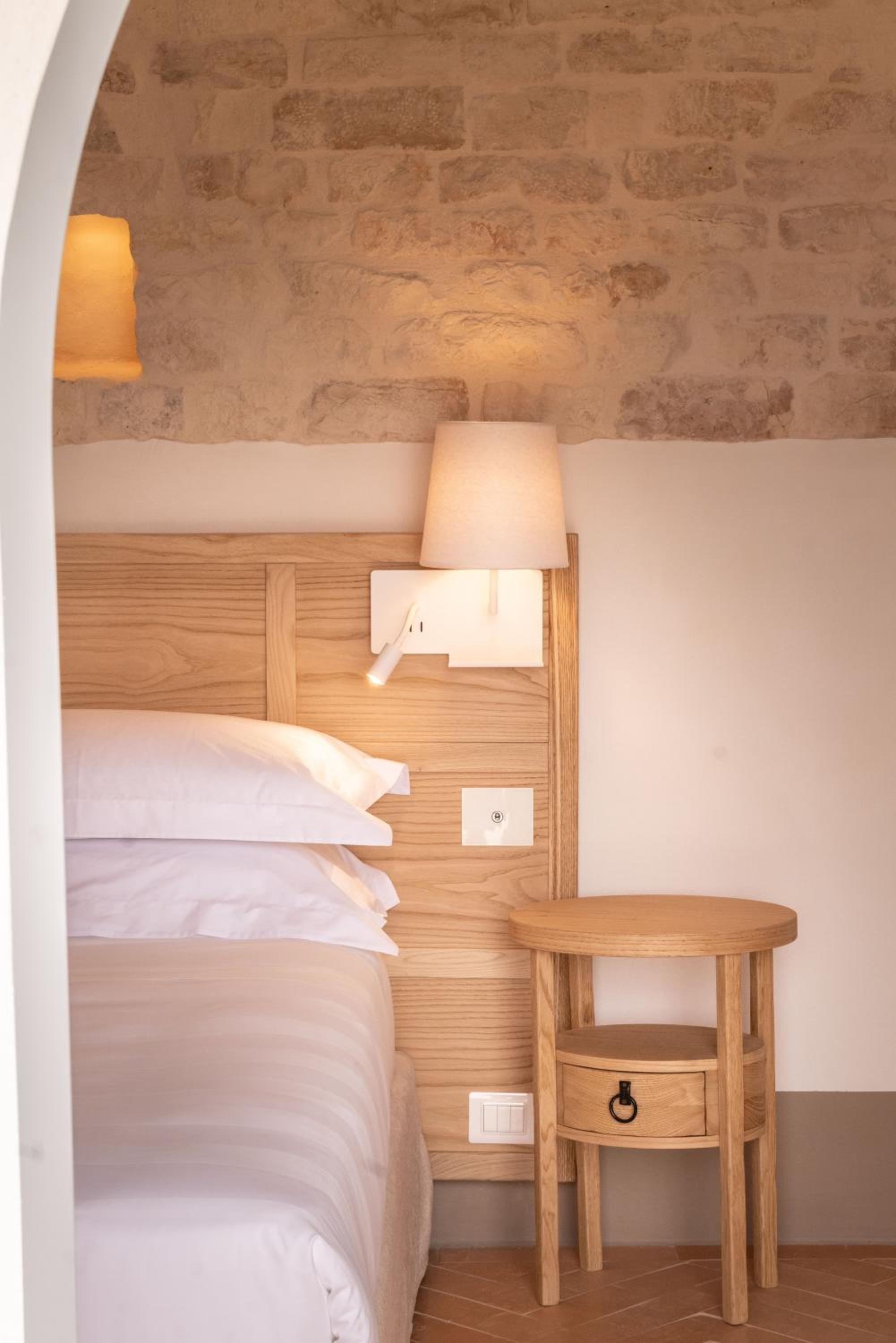 Junior Suite with Private Pool - Photo 1
