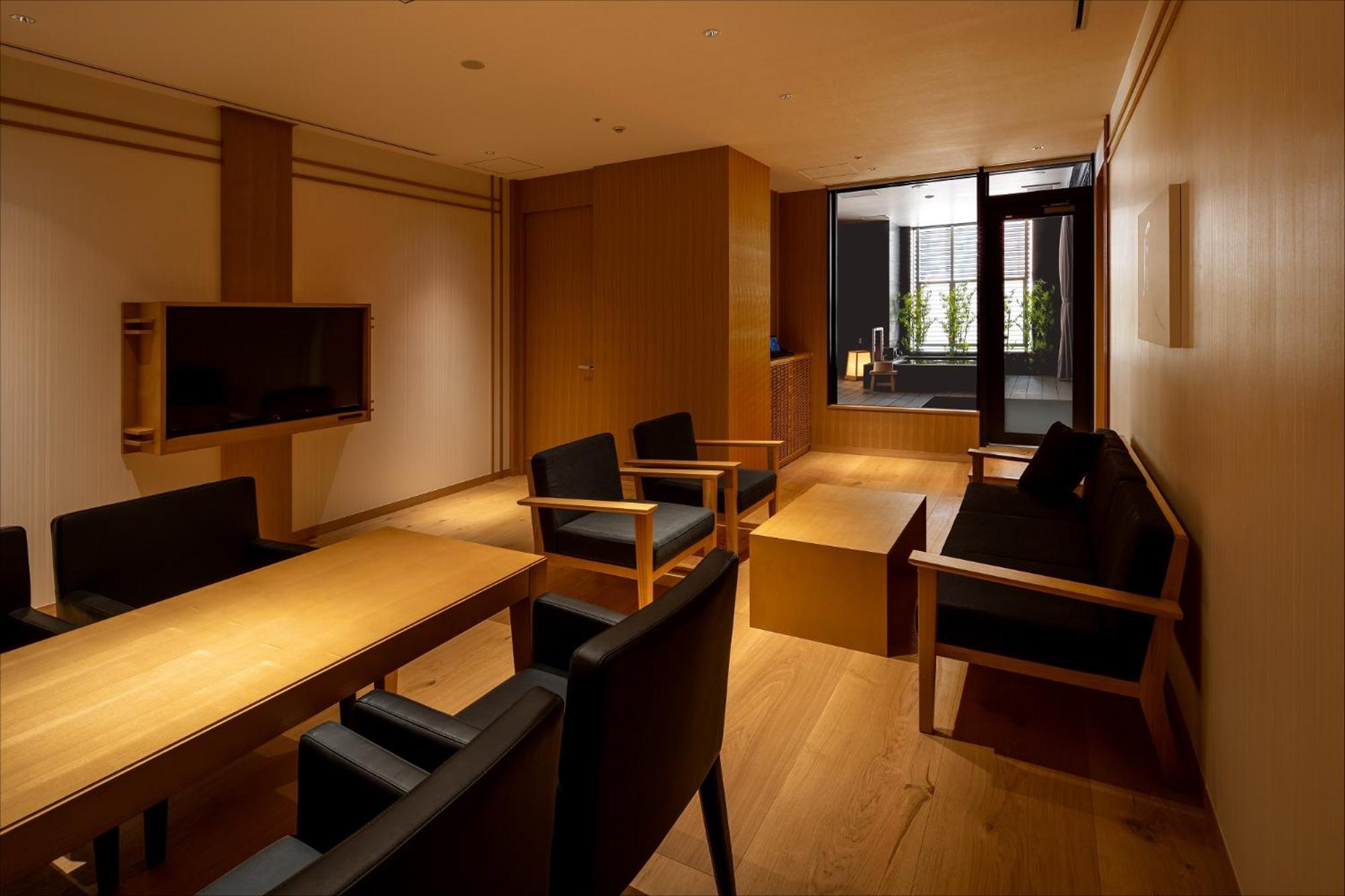 Suite with Open-Air Bath - Hillside View - Photo 7