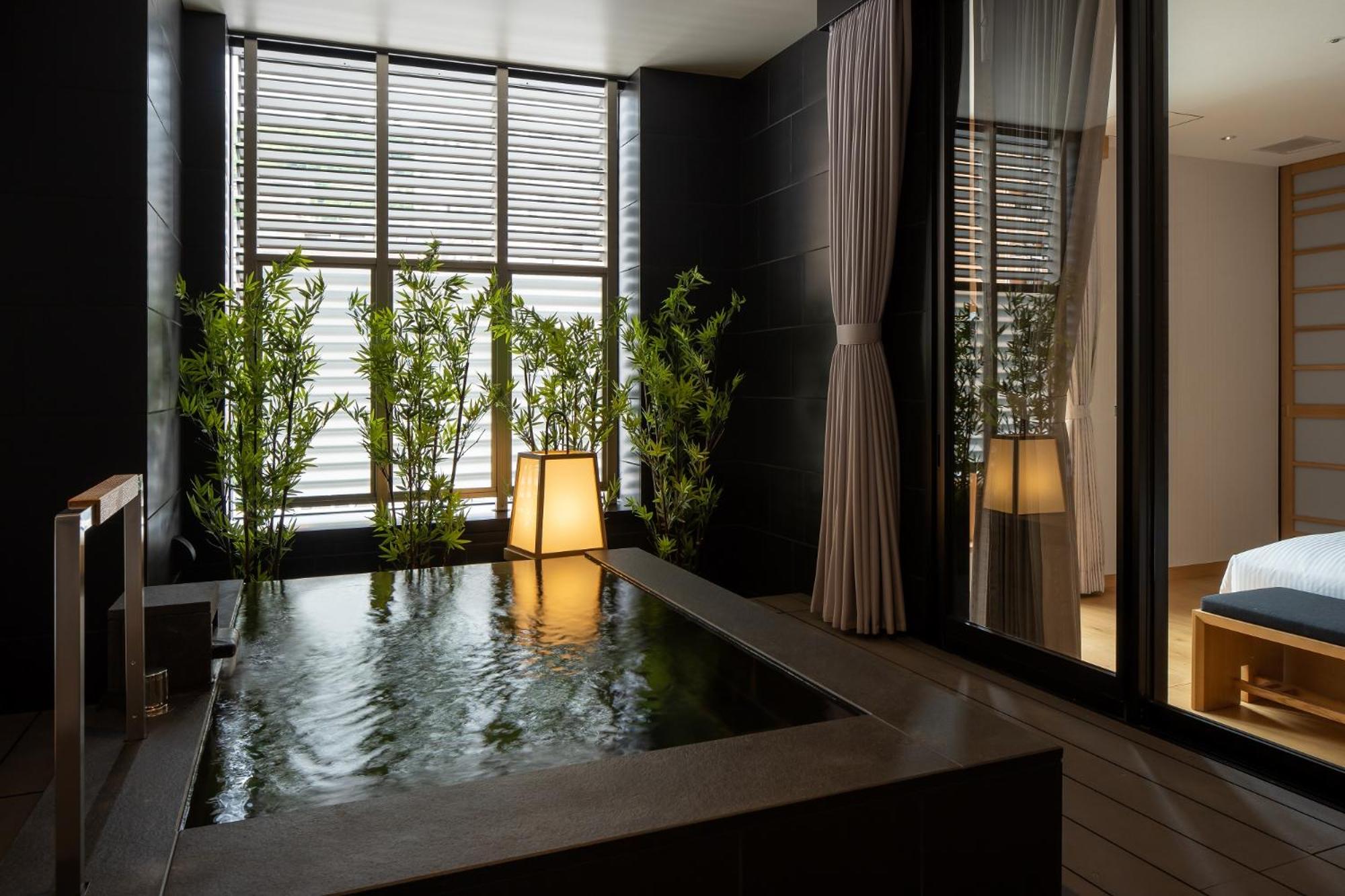 Suite with Open-Air Bath - Hillside View - Photo 5
