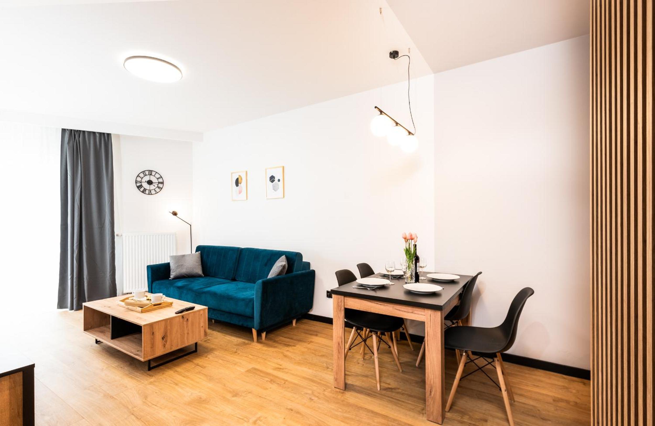 Apartment with Terrace photo 2