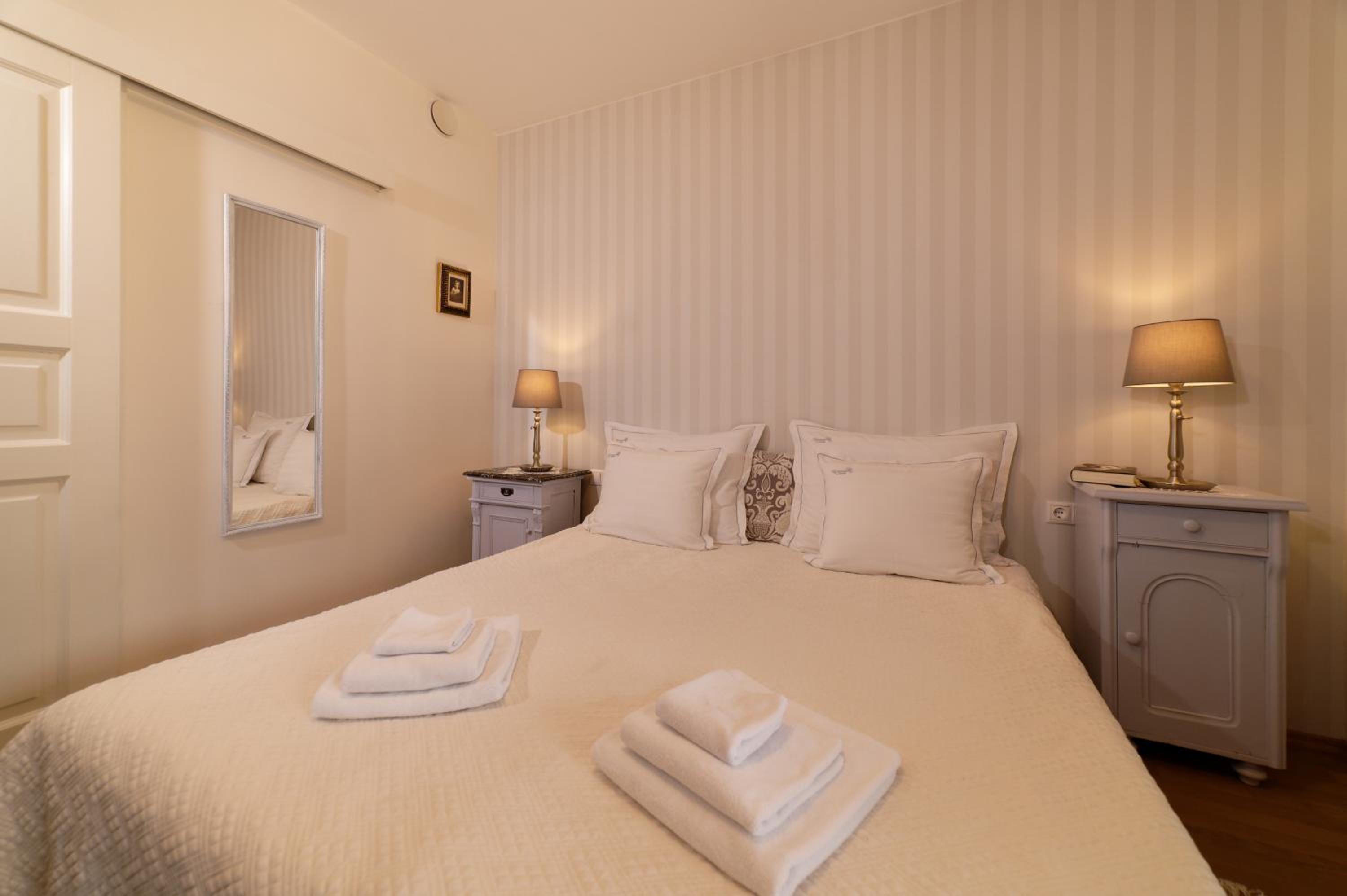 Double Room - Disability Access photo 2