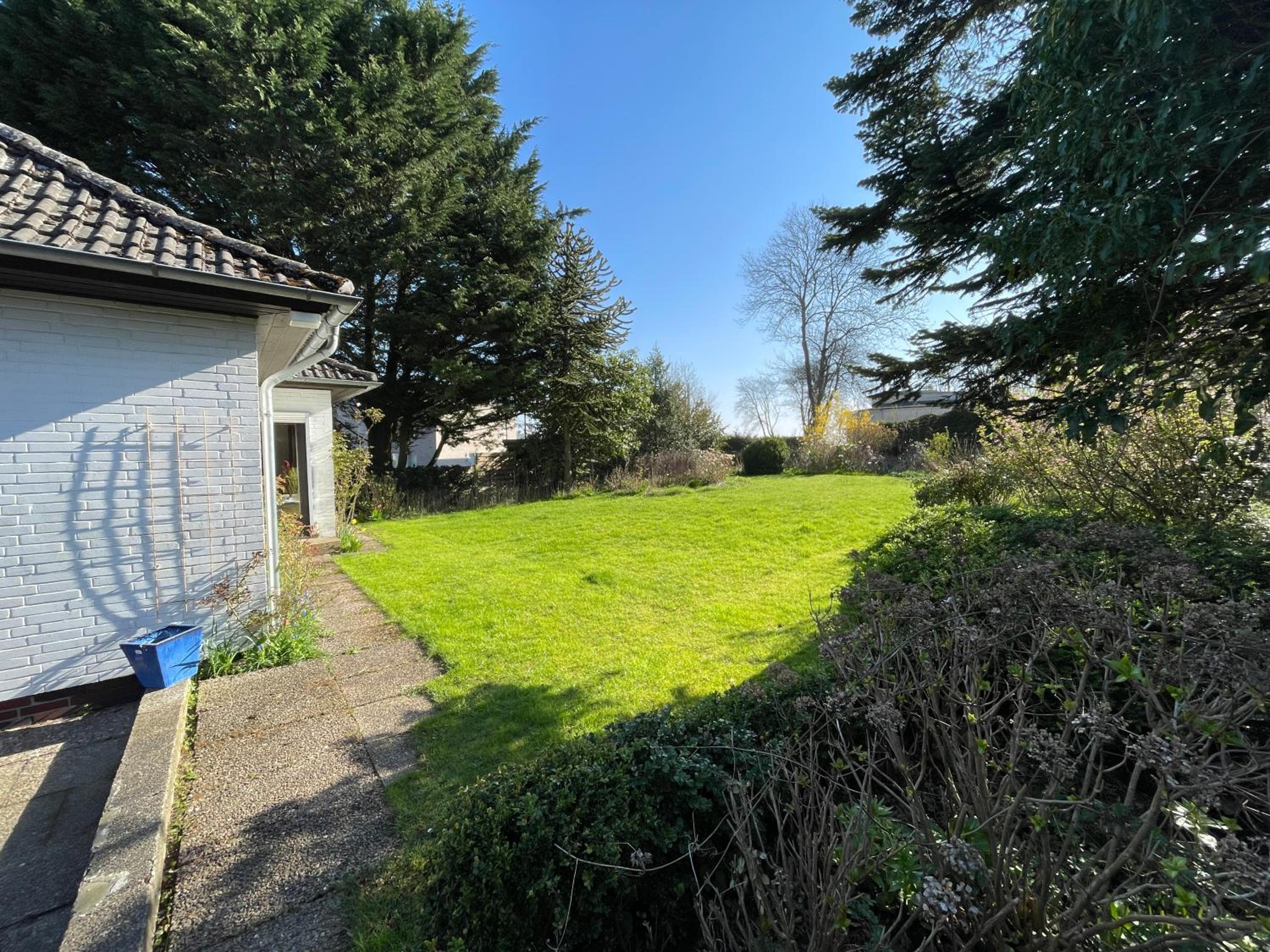 Two-Bedroom House photo 2