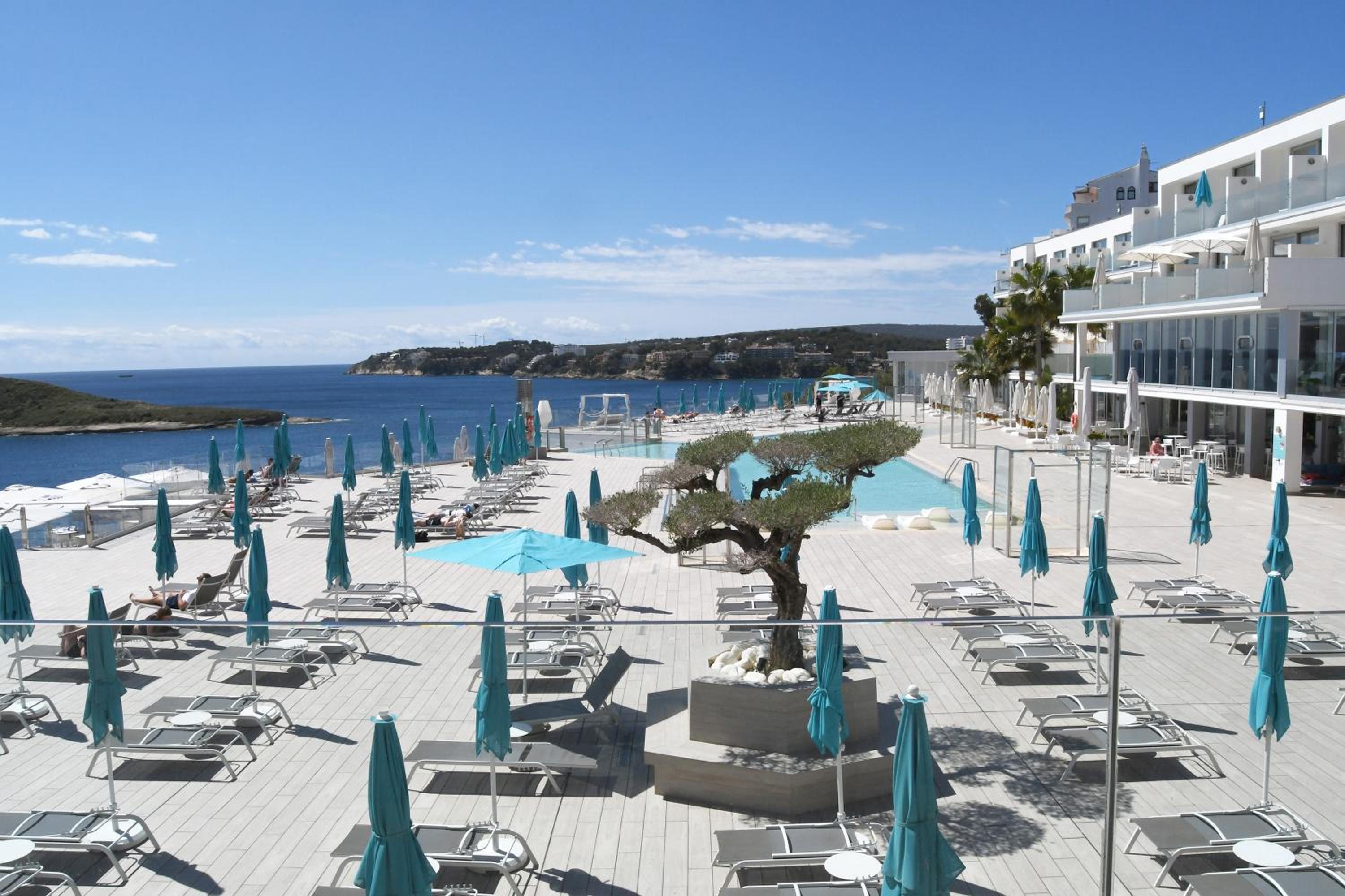 Double Deluxe Artemisa - Sea View (2 Adults)	 - Photo 9