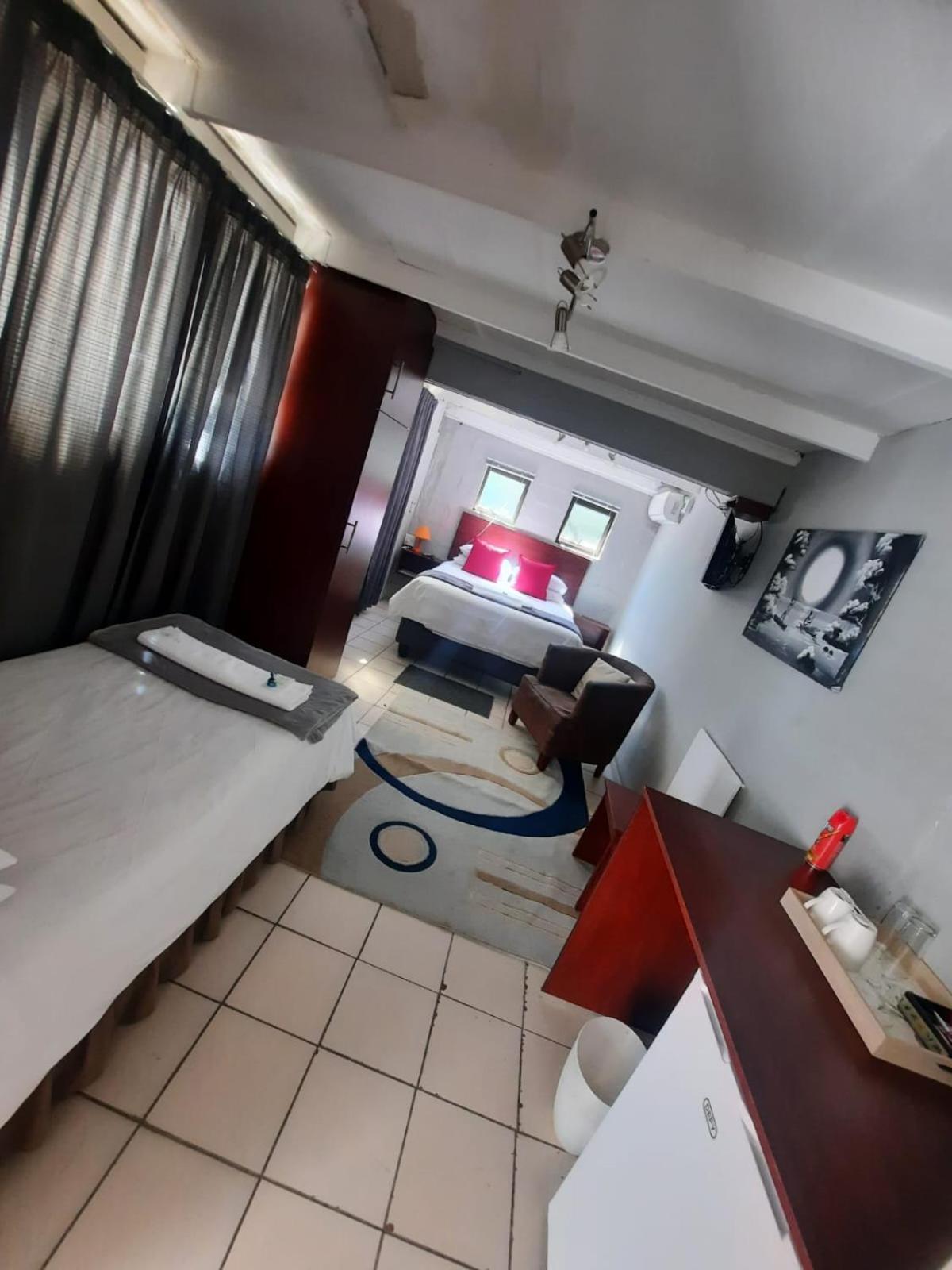 Deluxe Twin Room photo 1