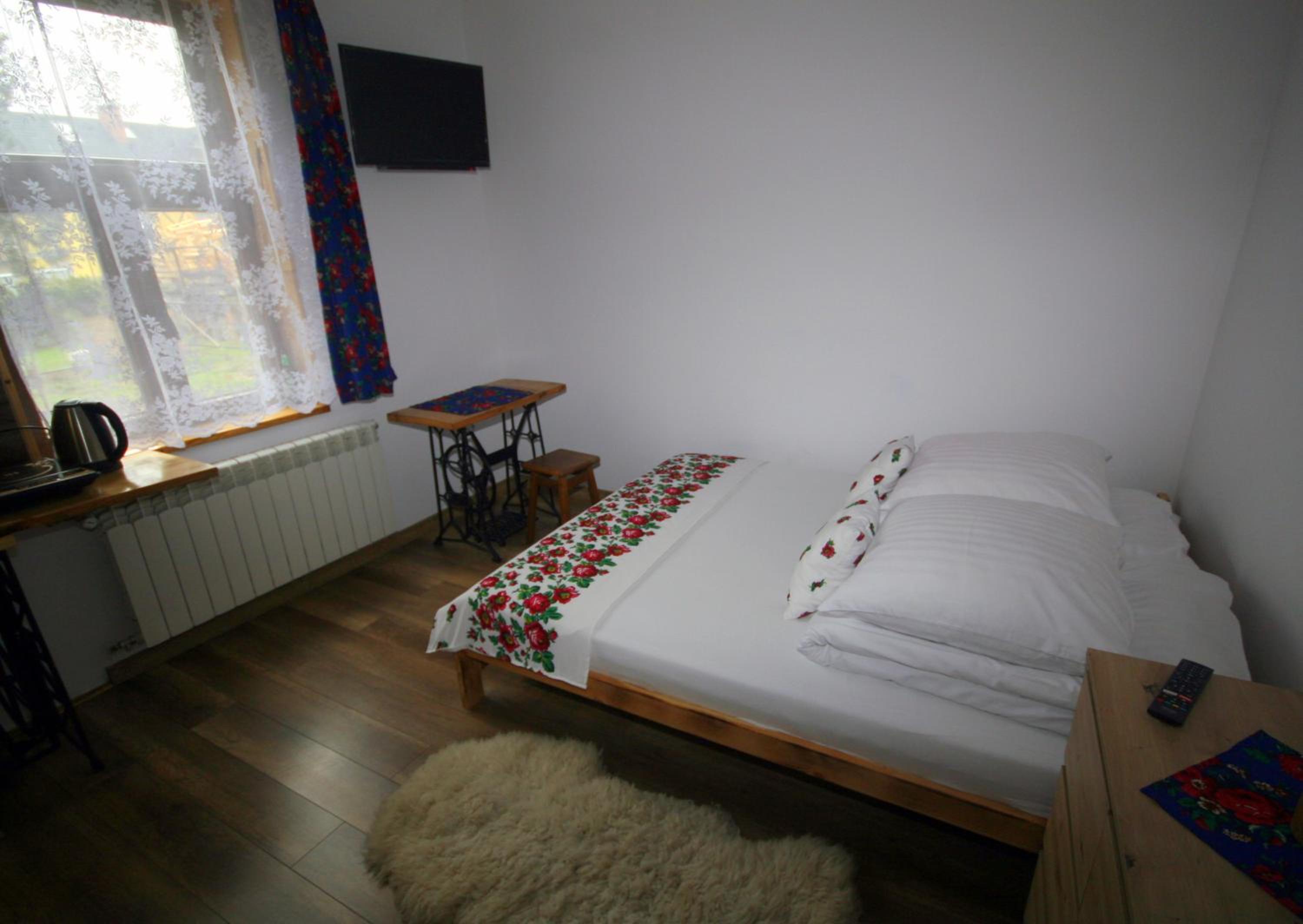 Small Double Room photo 1