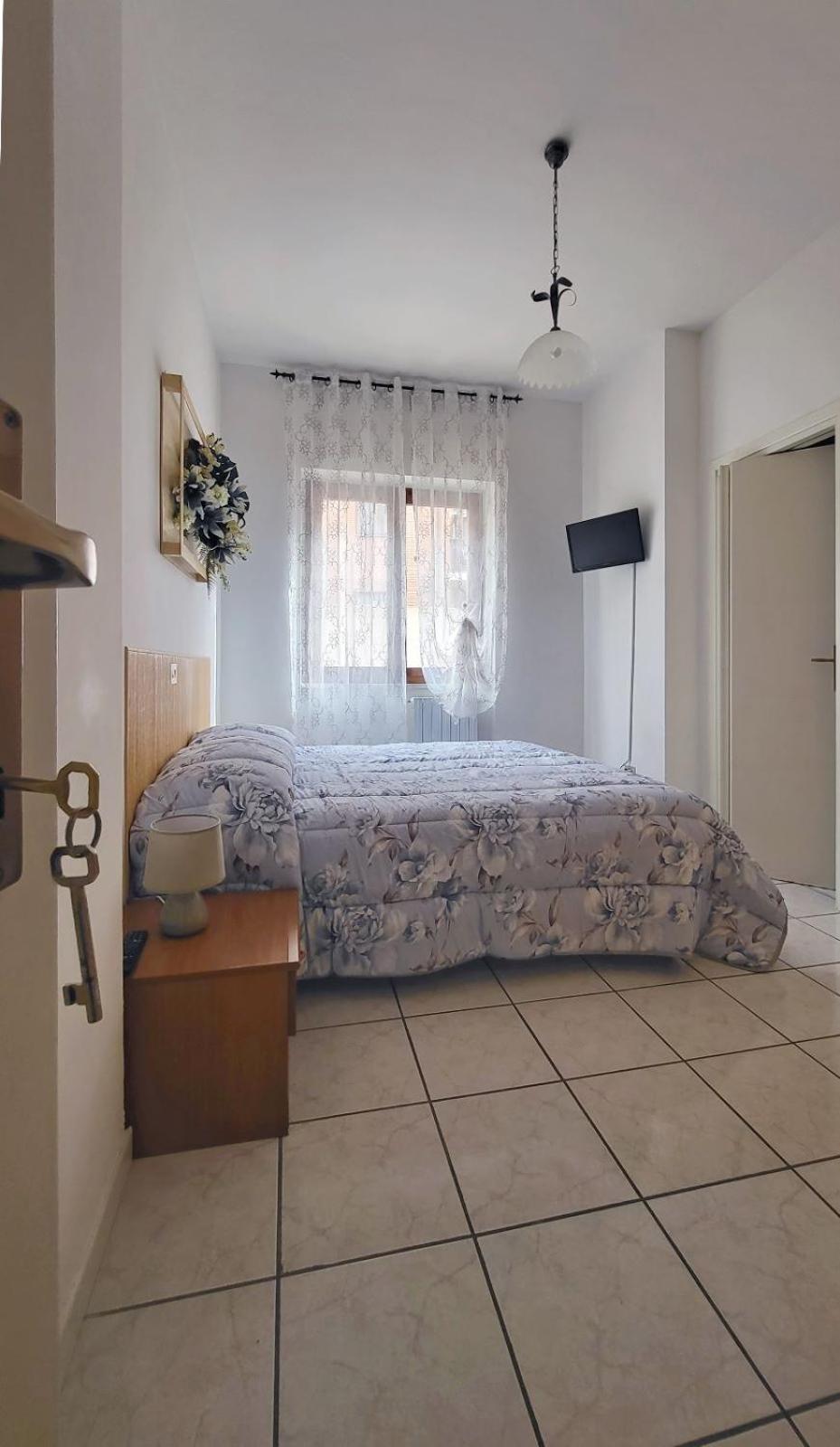 Double Room with Private Bathroom photo 1
