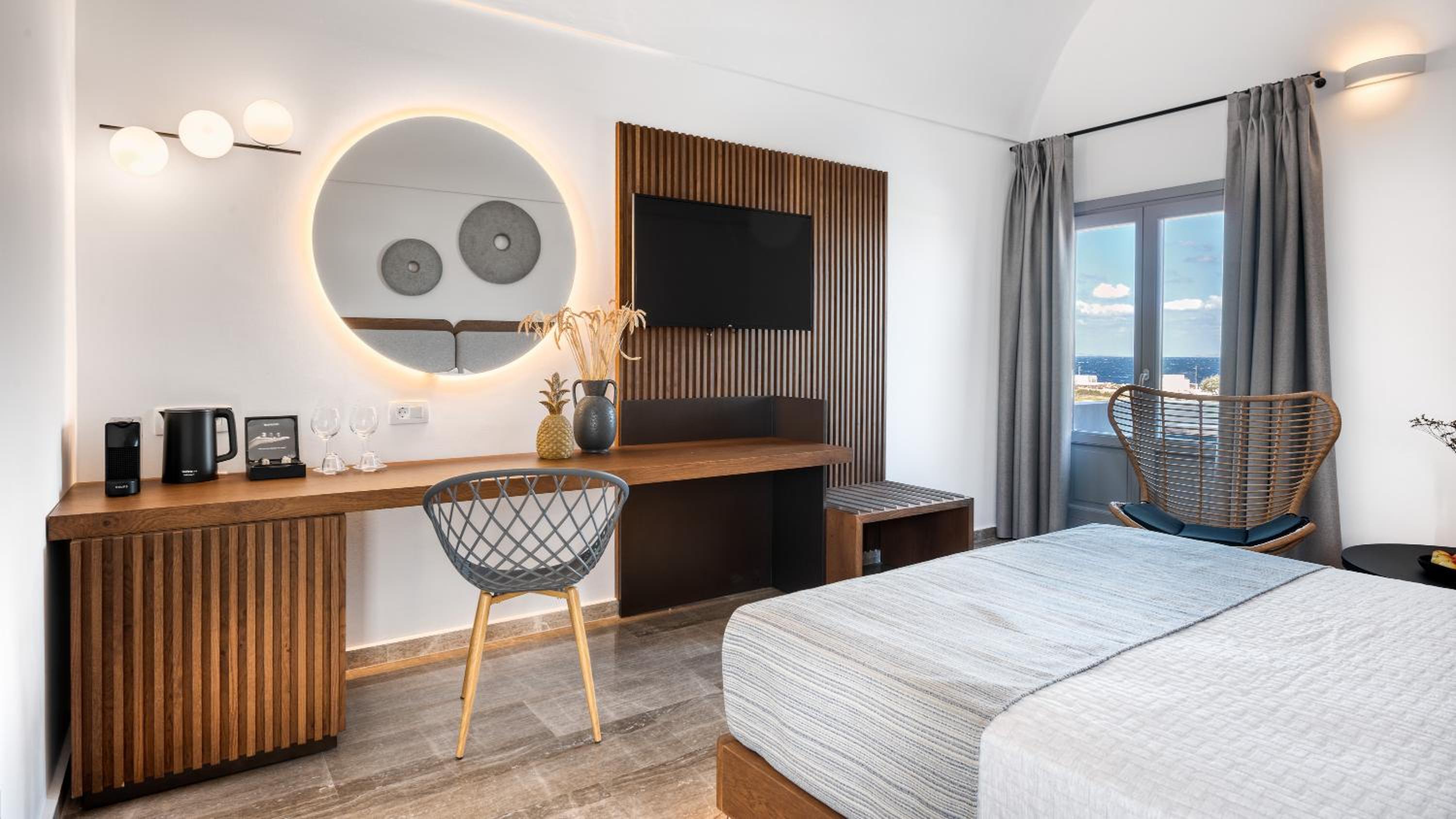 Deluxe Suite - Photo 3