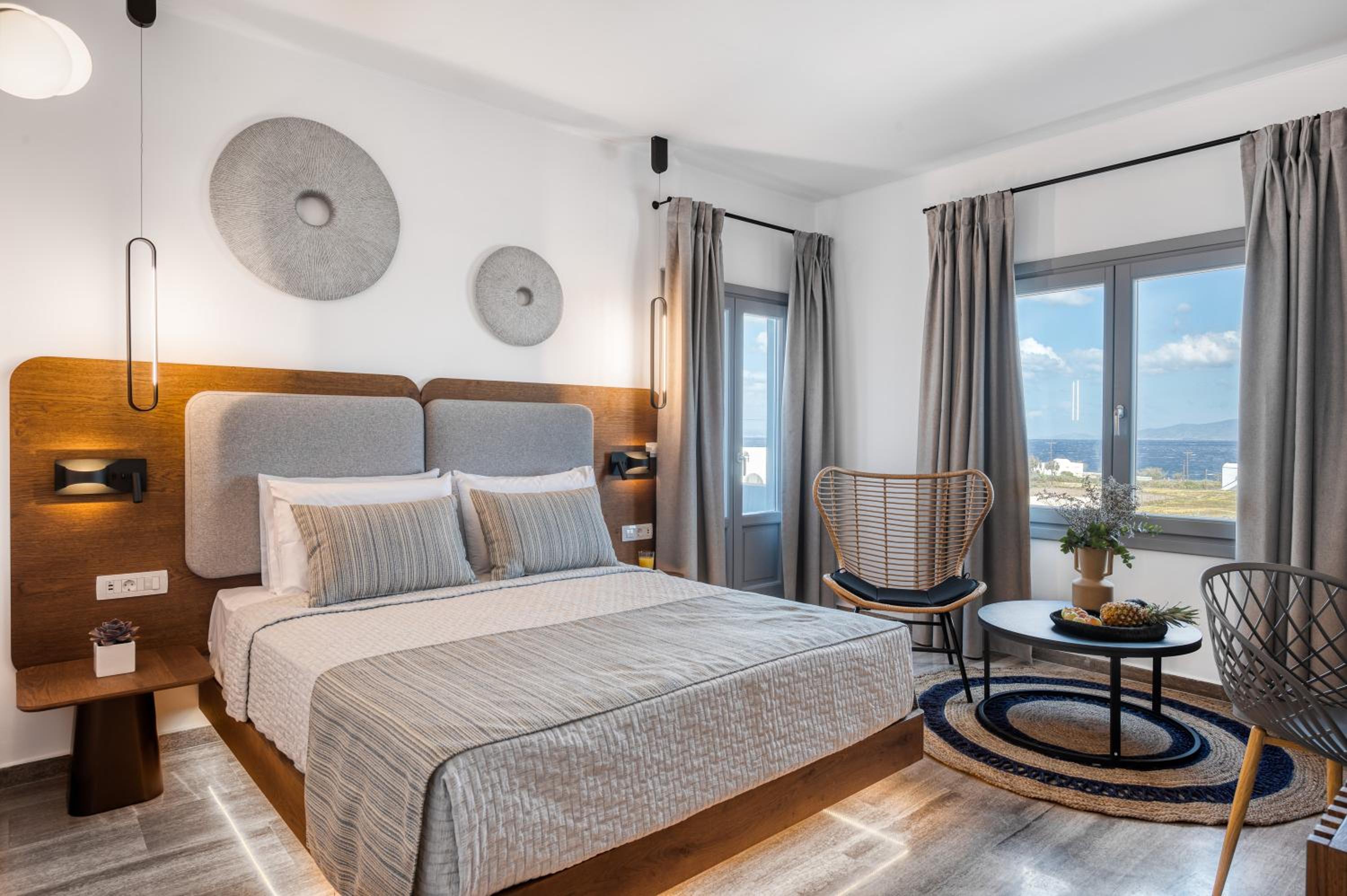Deluxe Suite - Photo 11