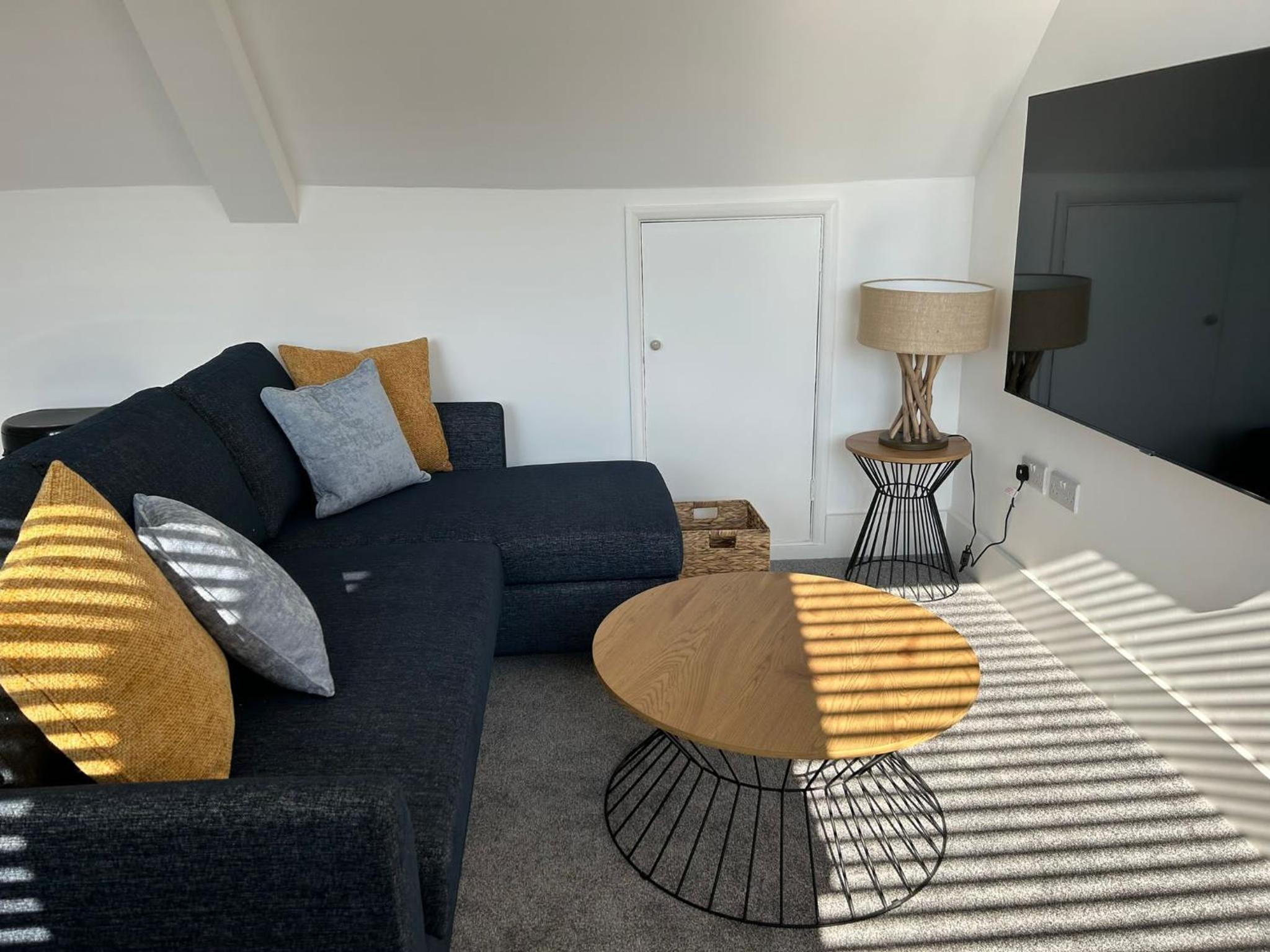 One-Bedroom Apartment photo 3