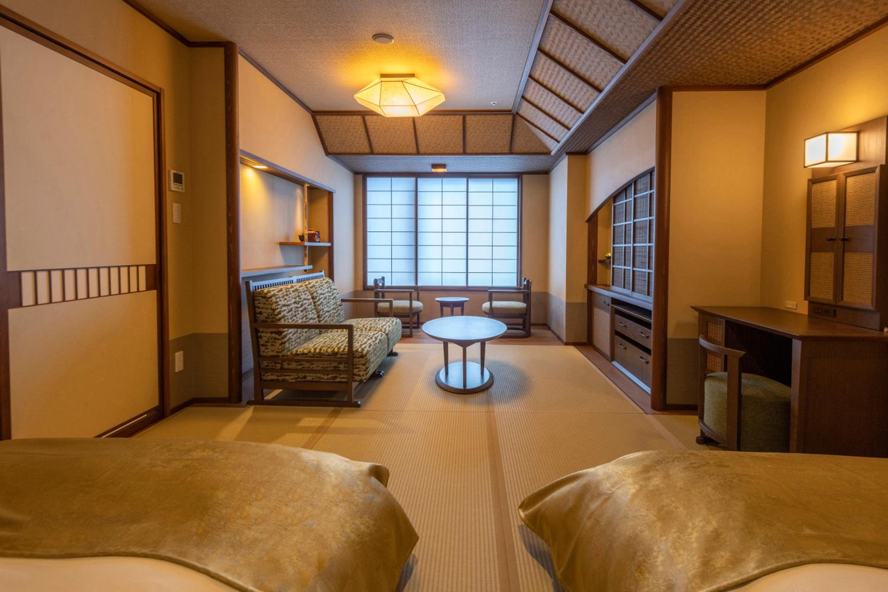 Standard Twin Room with Hot Spring Bath - Photo 6