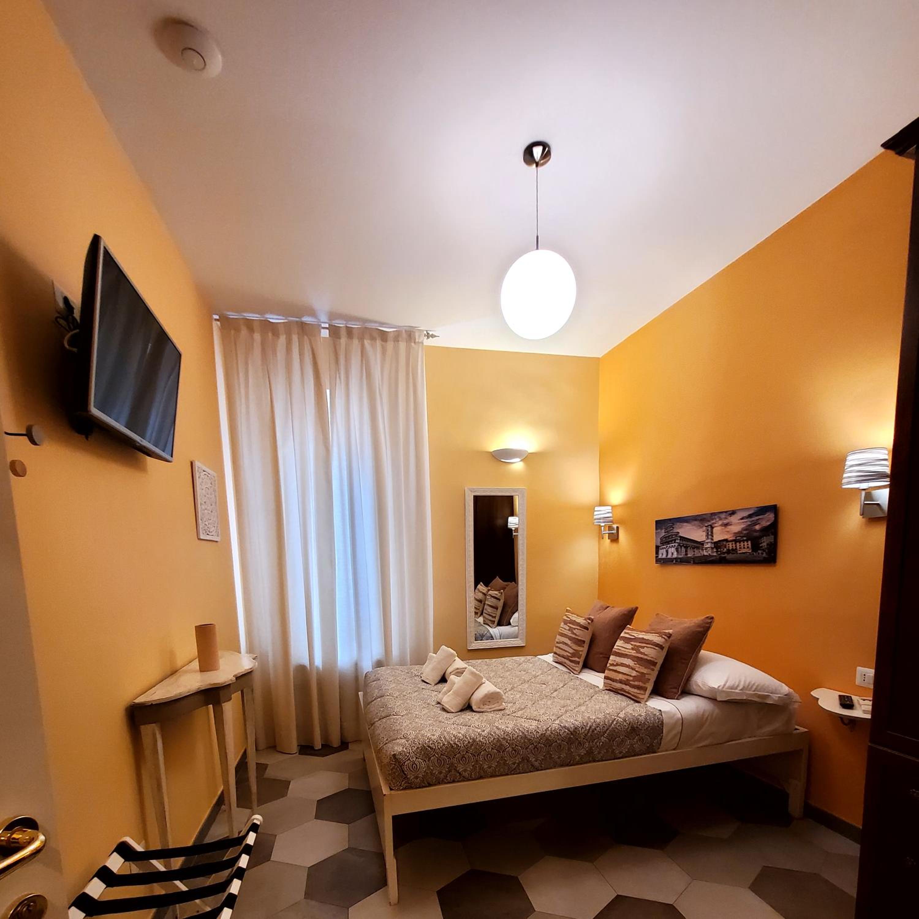 Economy Double Room - Photo 1