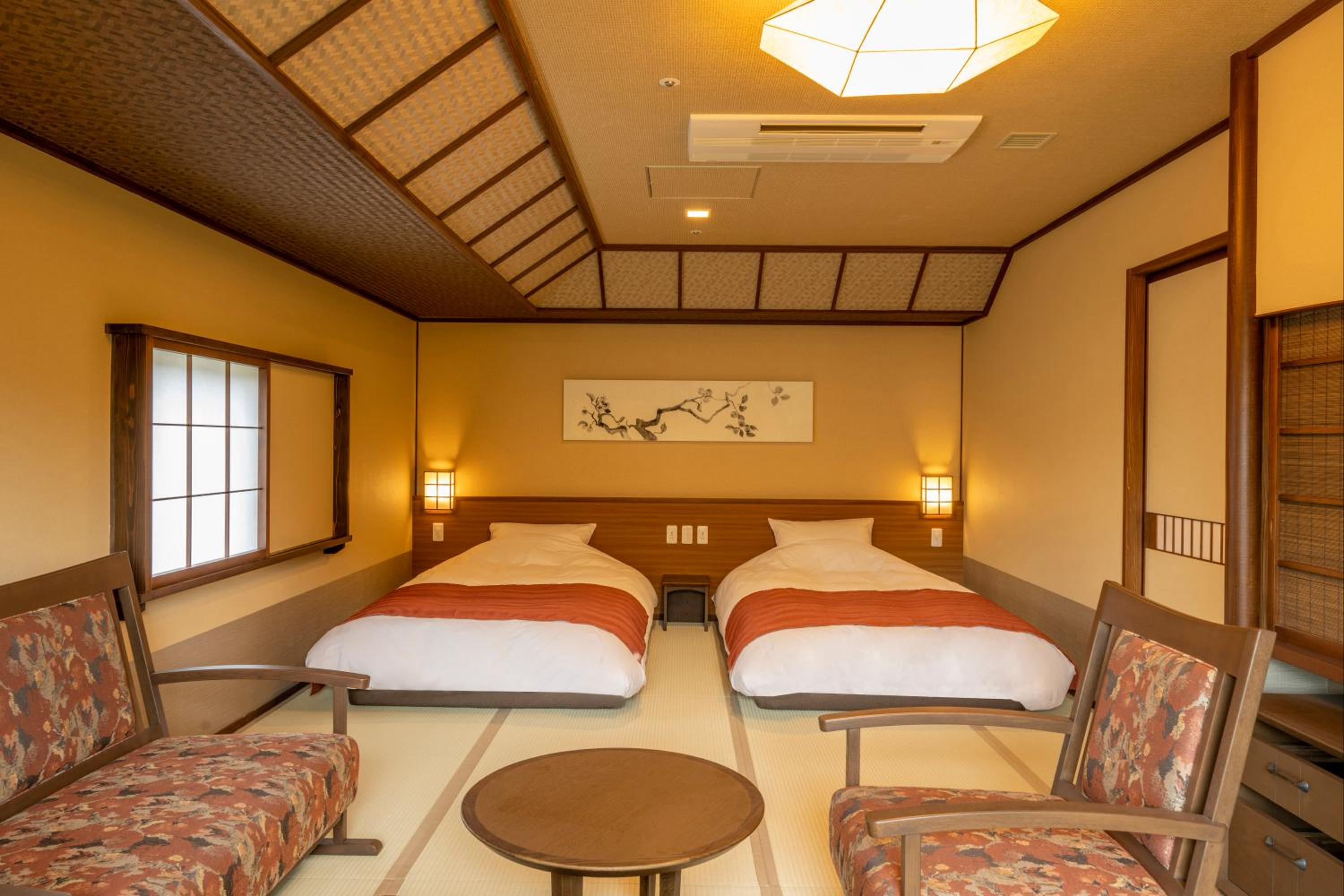 Quadruple Room with Hot Spring Bath - Photo 3