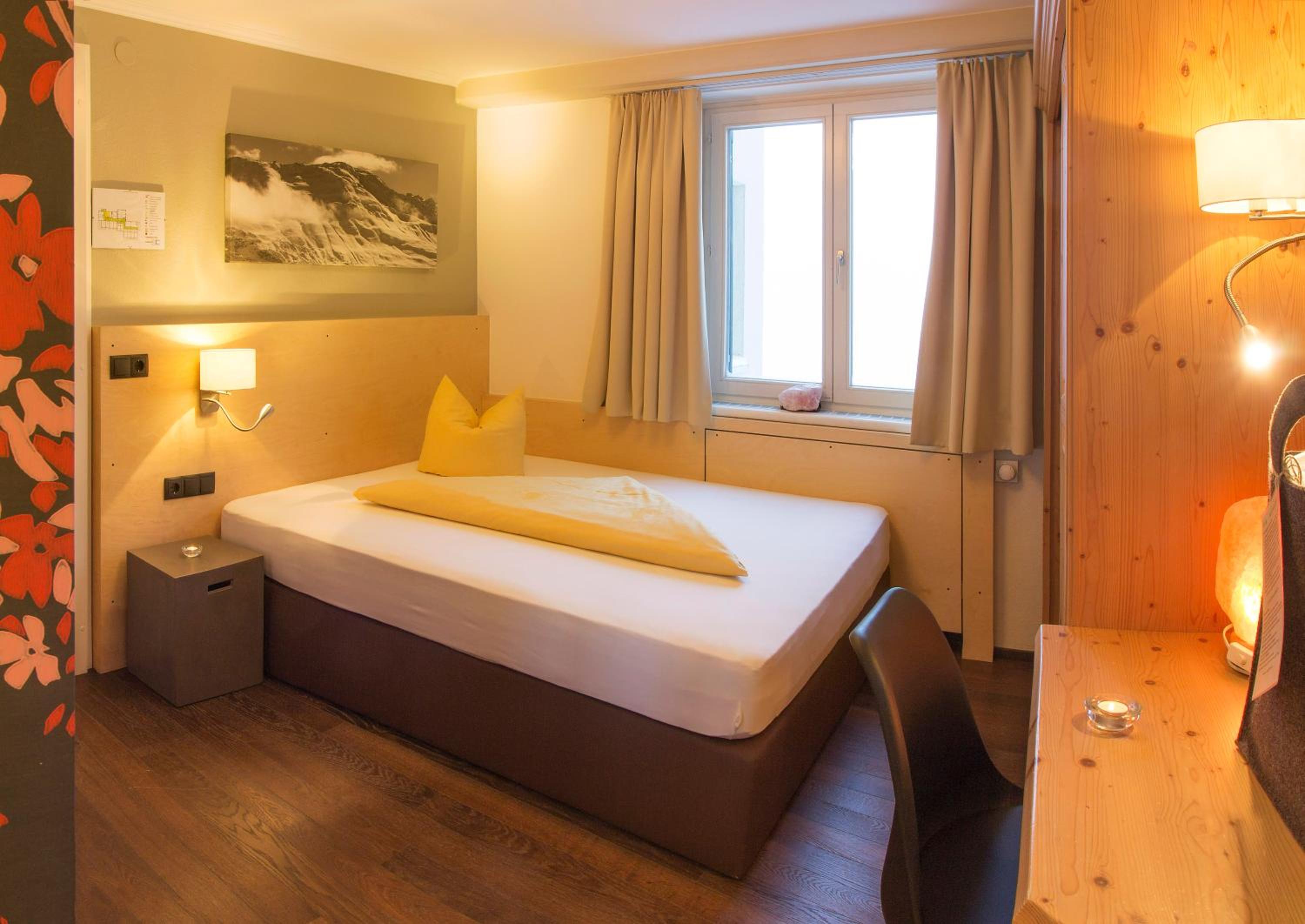 Budget Twin Room photo 1