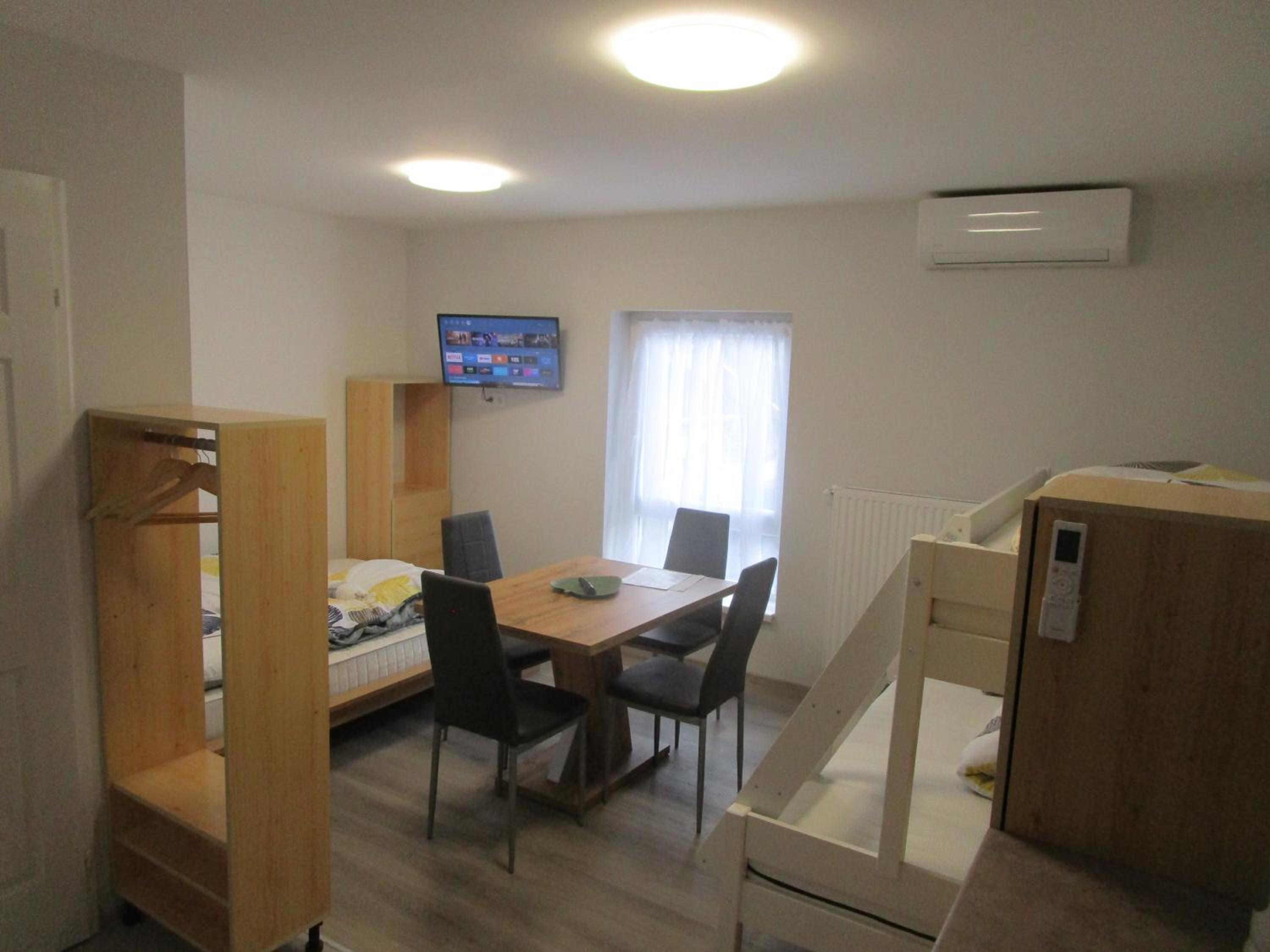 Apartment photo 3