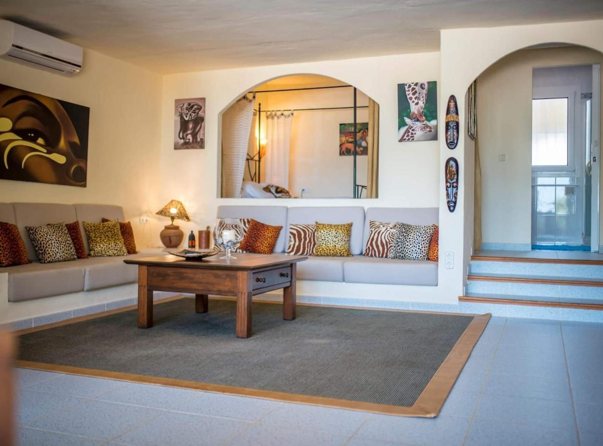 Villa photo 2