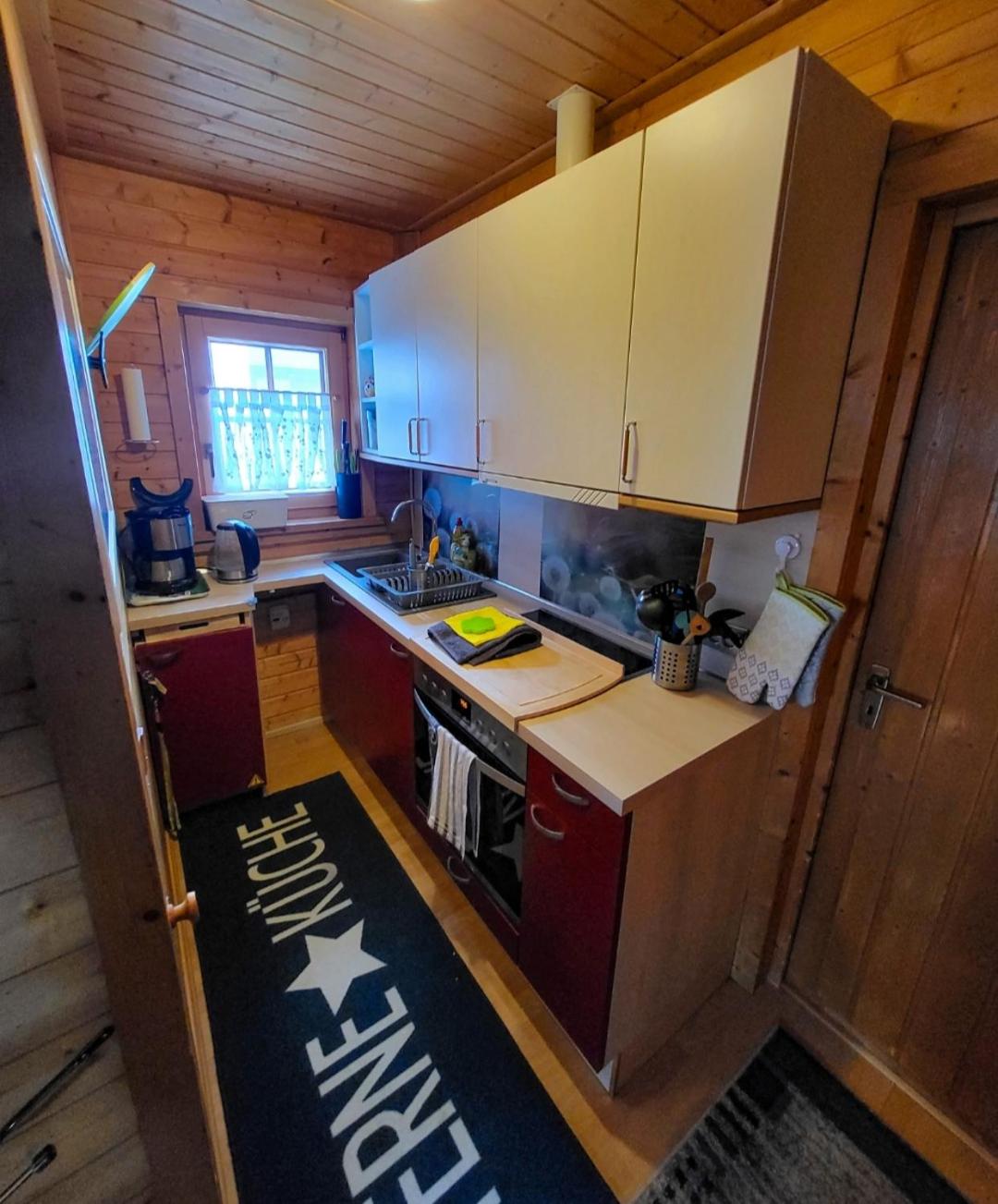 One-Bedroom House photo 3