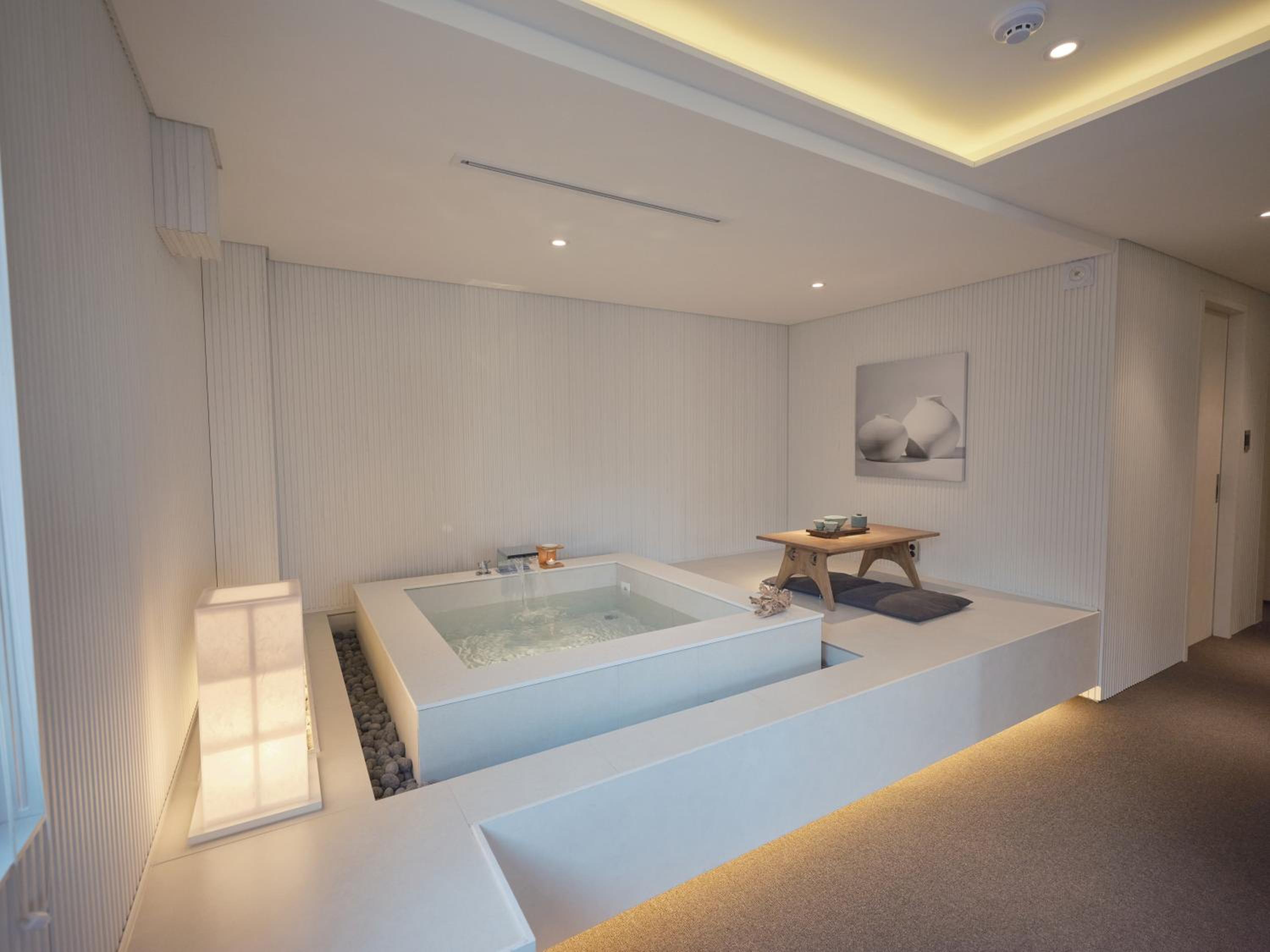 Private Double Spa (Randomly Selected) - Photo 18