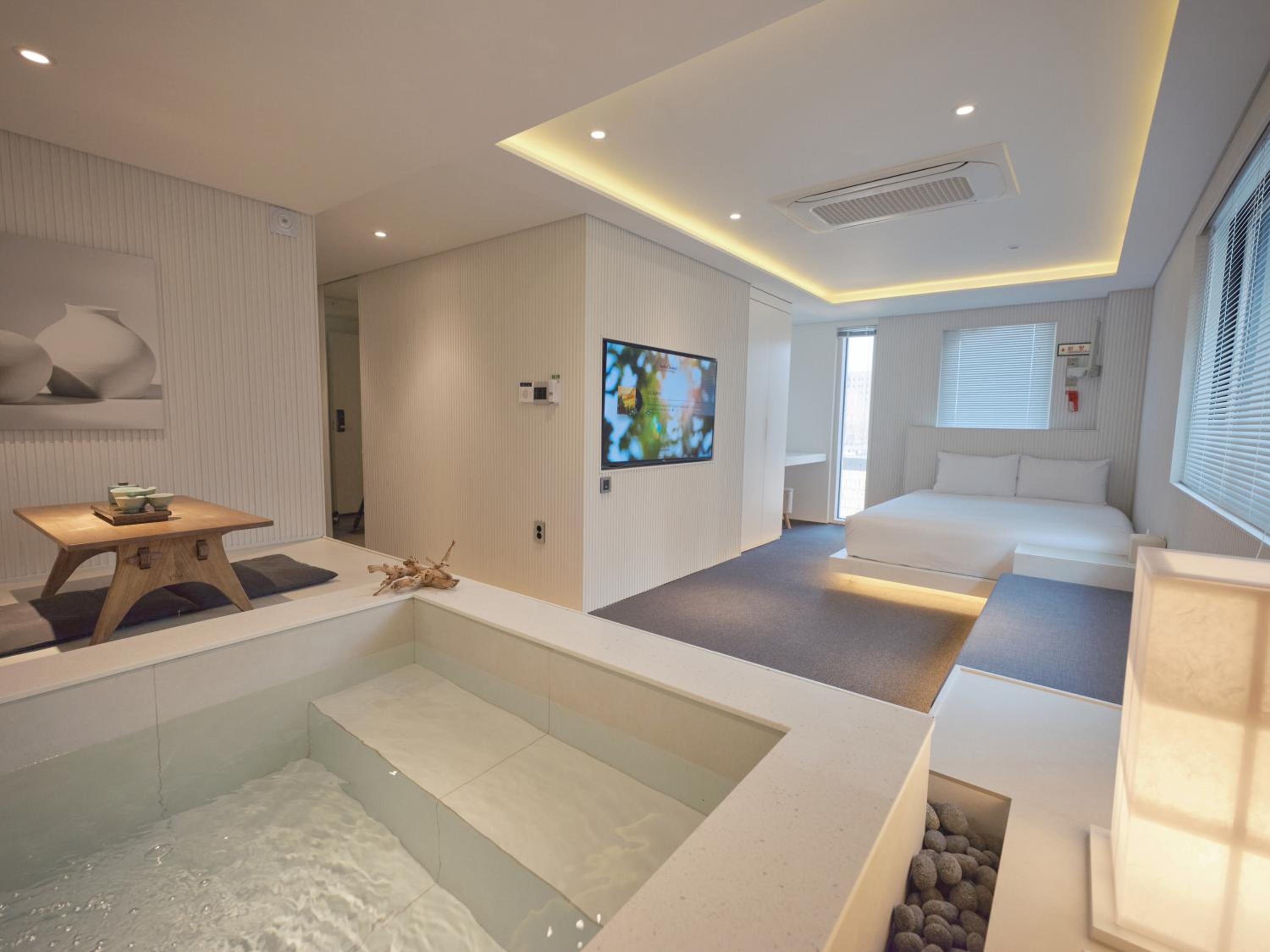 Private Double Spa (Randomly Selected) - Photo 16
