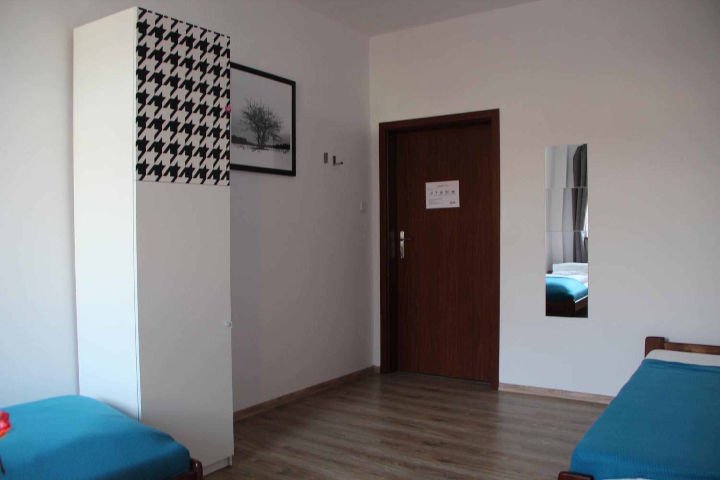 Triple Room with Shared Bathroom photo 3