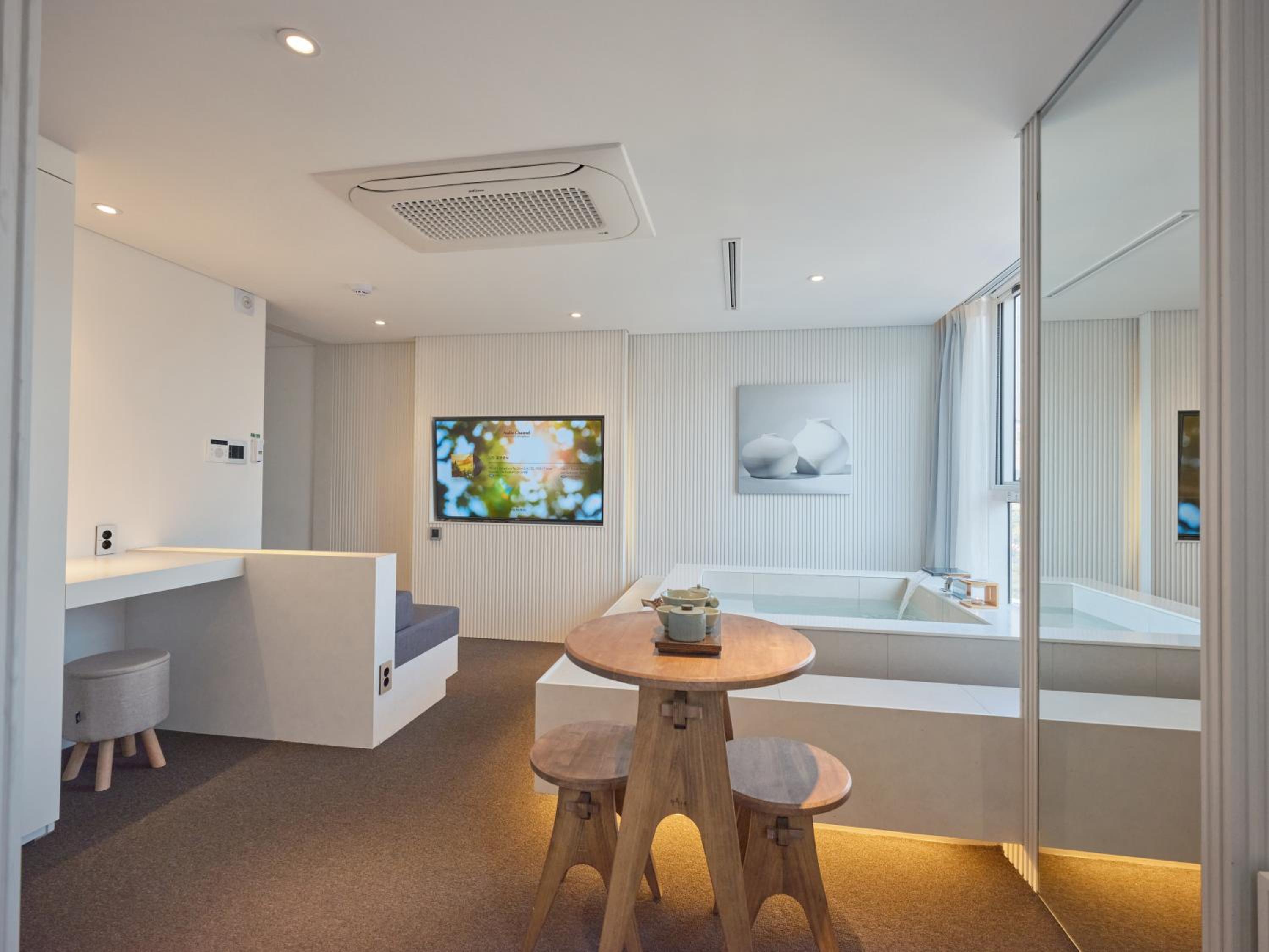Private Double Spa (Randomly Selected) - Photo 5