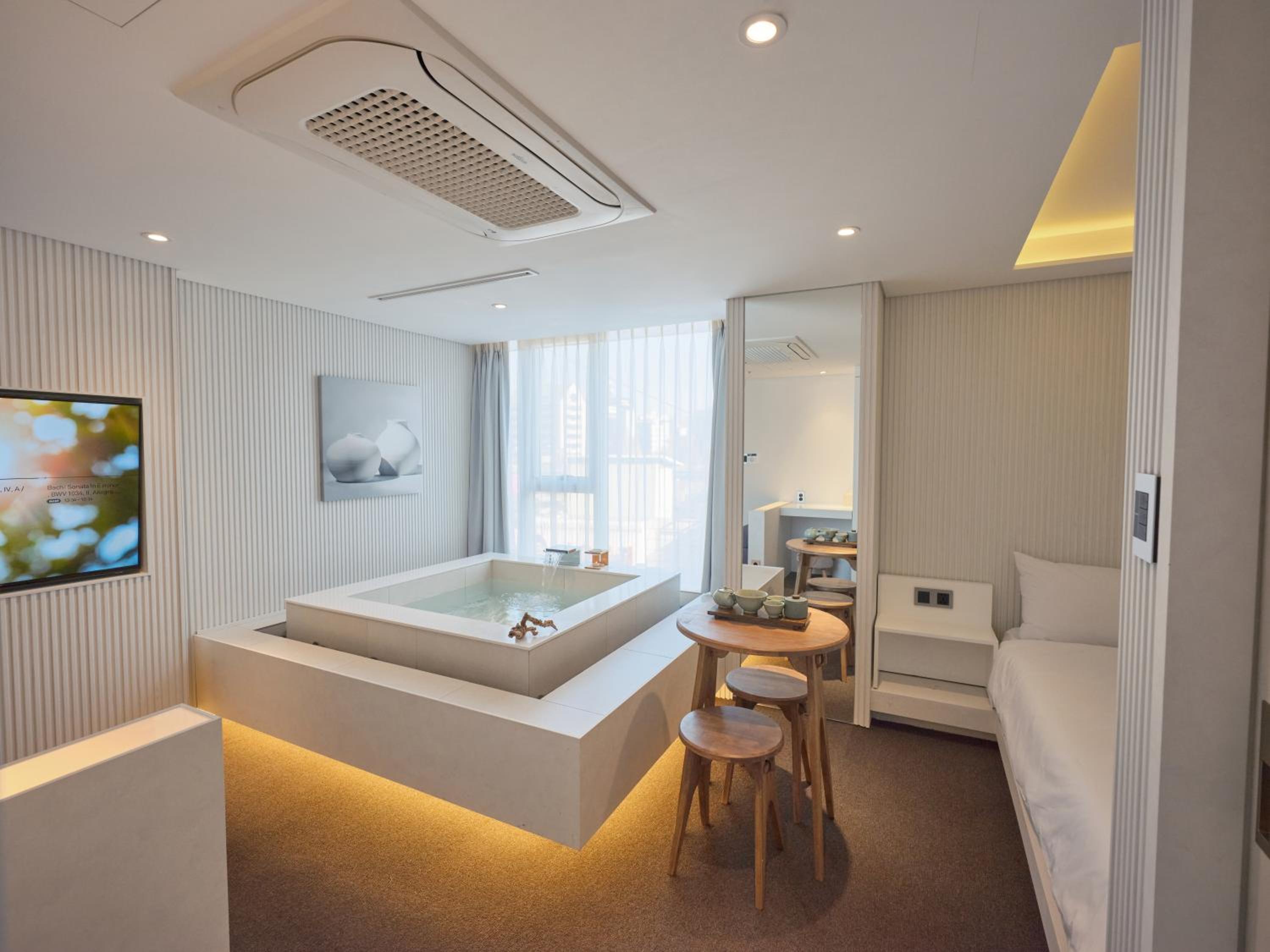 Private Double Spa (Randomly Selected) - Photo 4