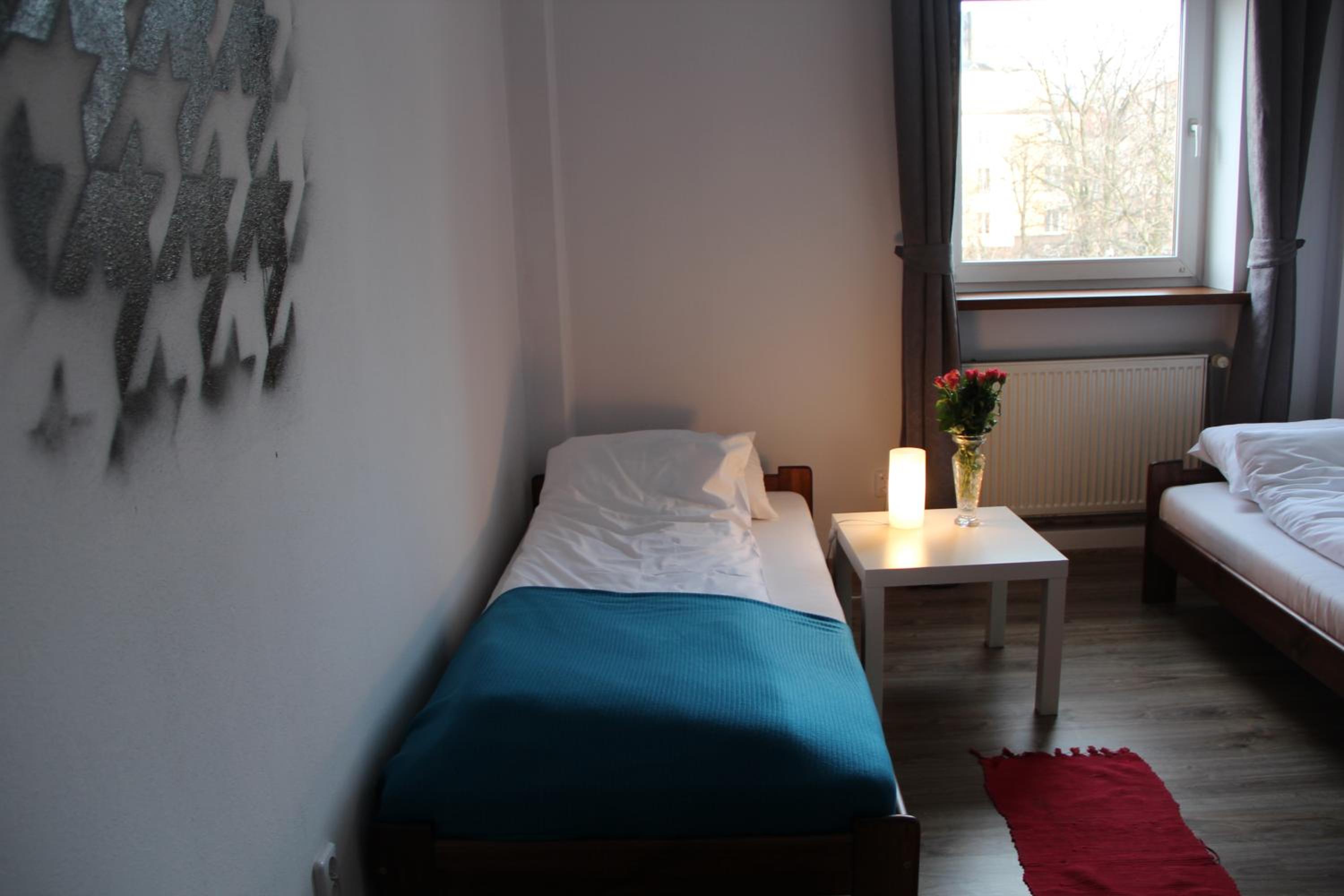 Twin Room with Shared Bathroom photo 3