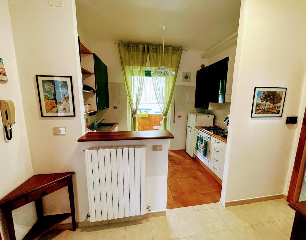 Double Room with Private Bathroom - Photo 16