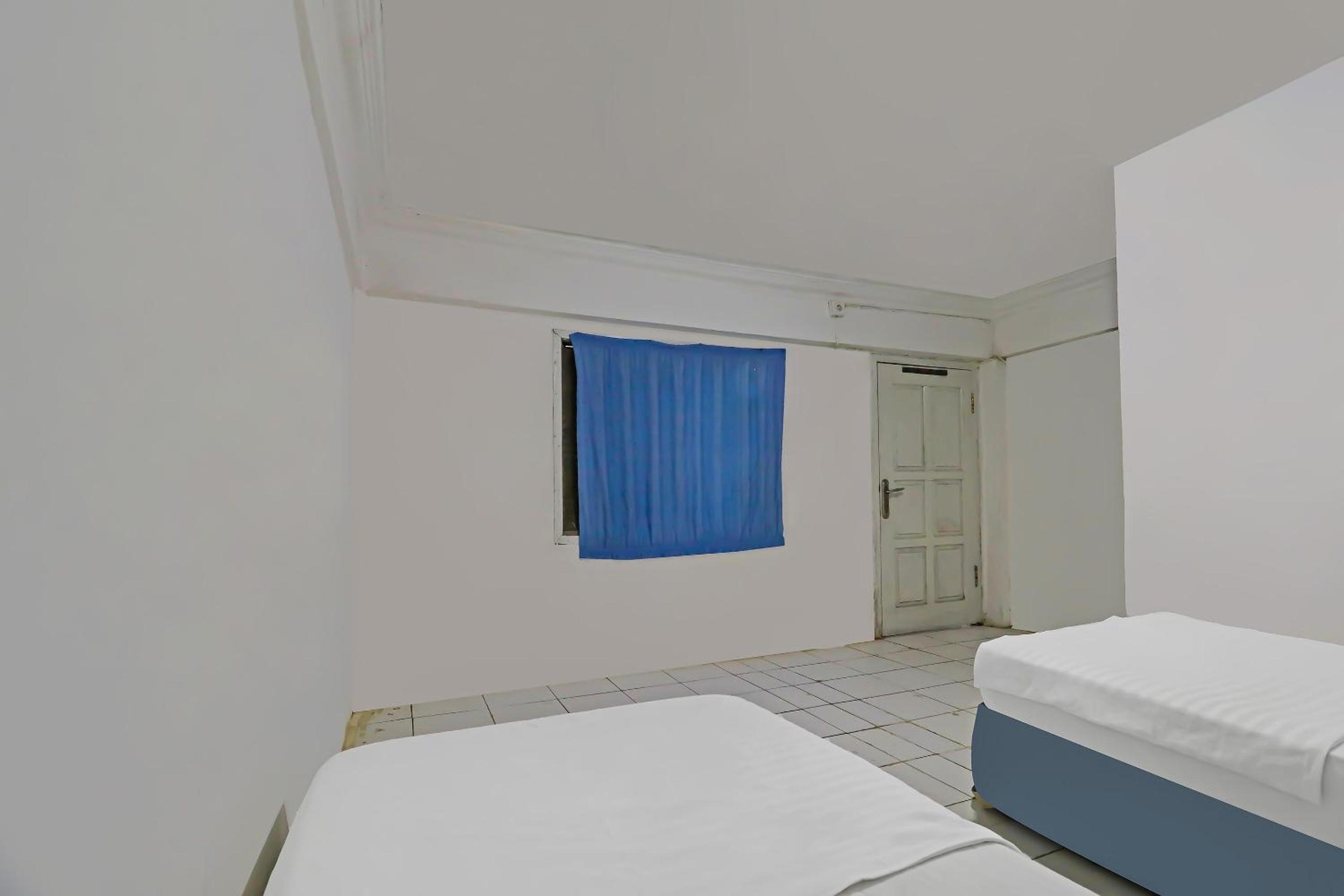 Standard Twin Room photo 3