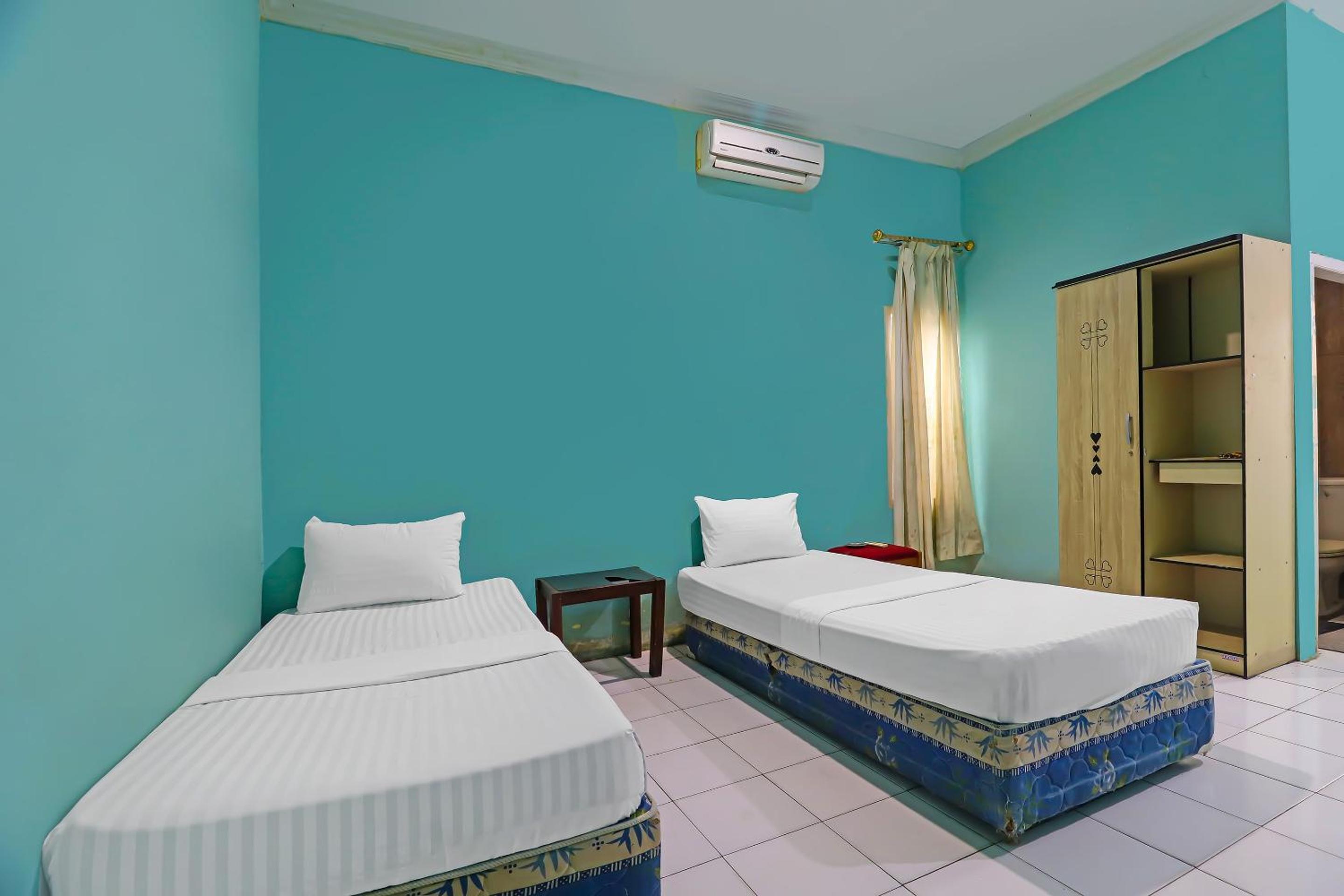 Delxue Twin Room photo 3