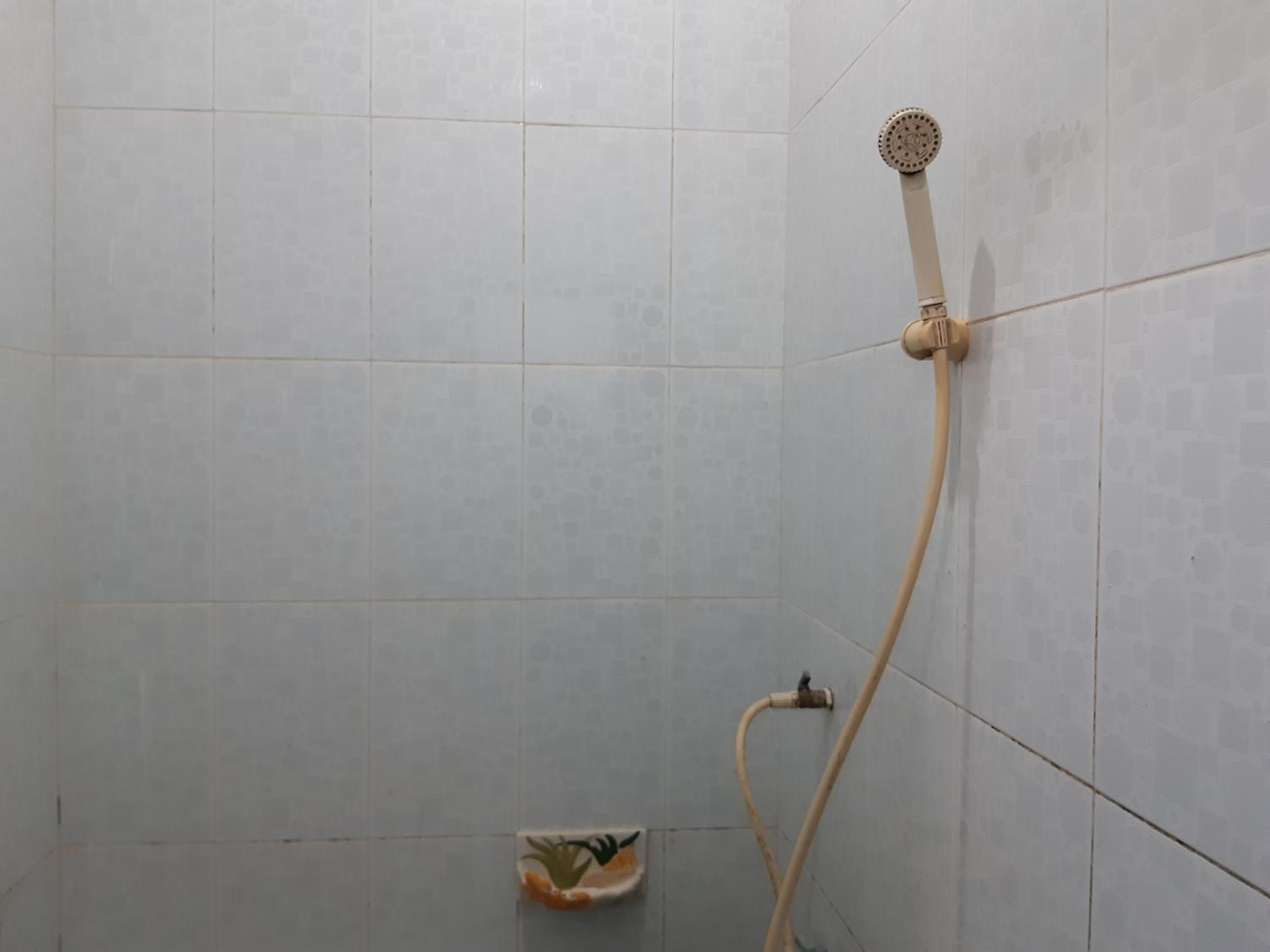 Budget Double Room - Photo 22