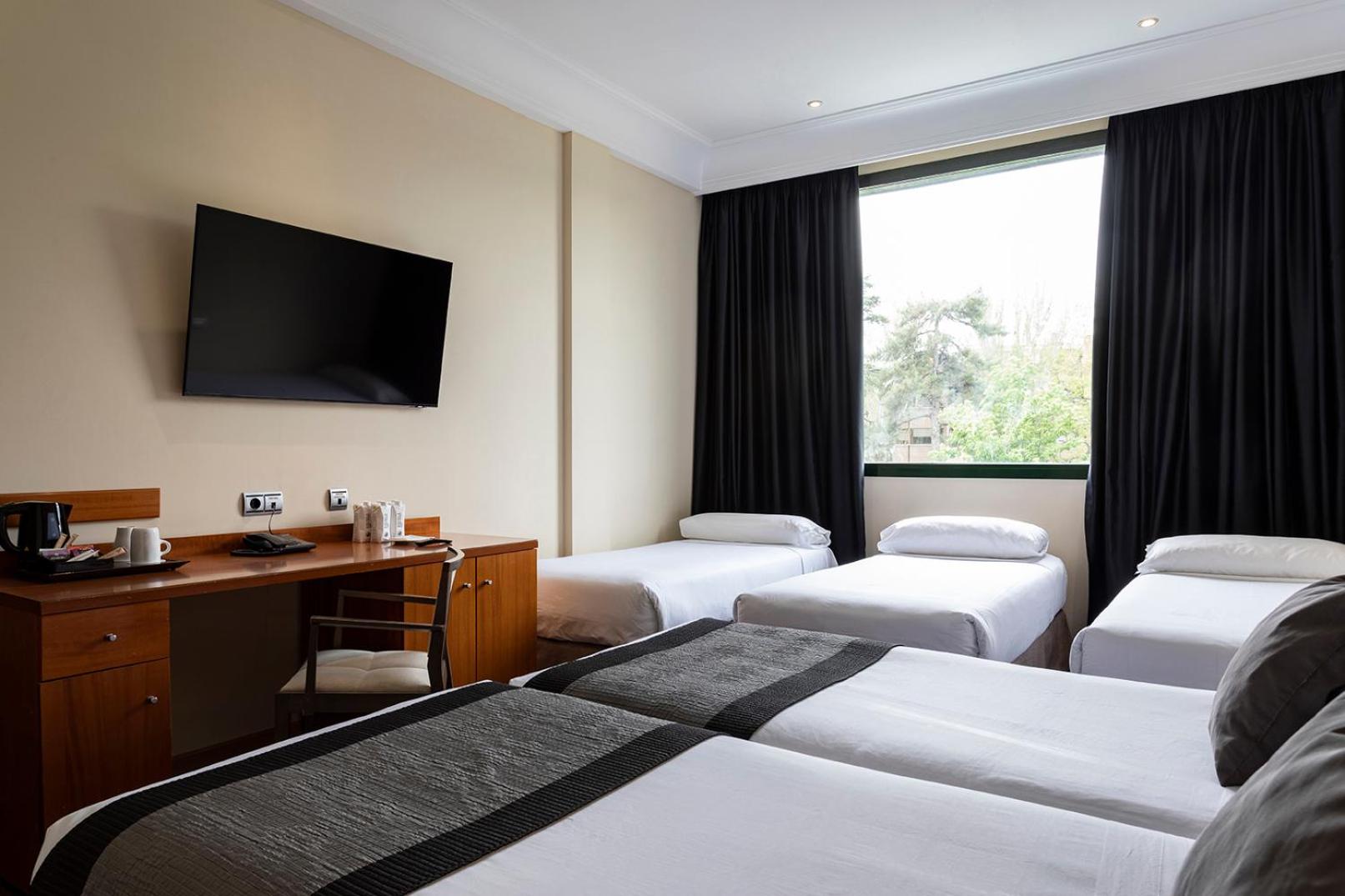 Quintuple Room - Photo 6