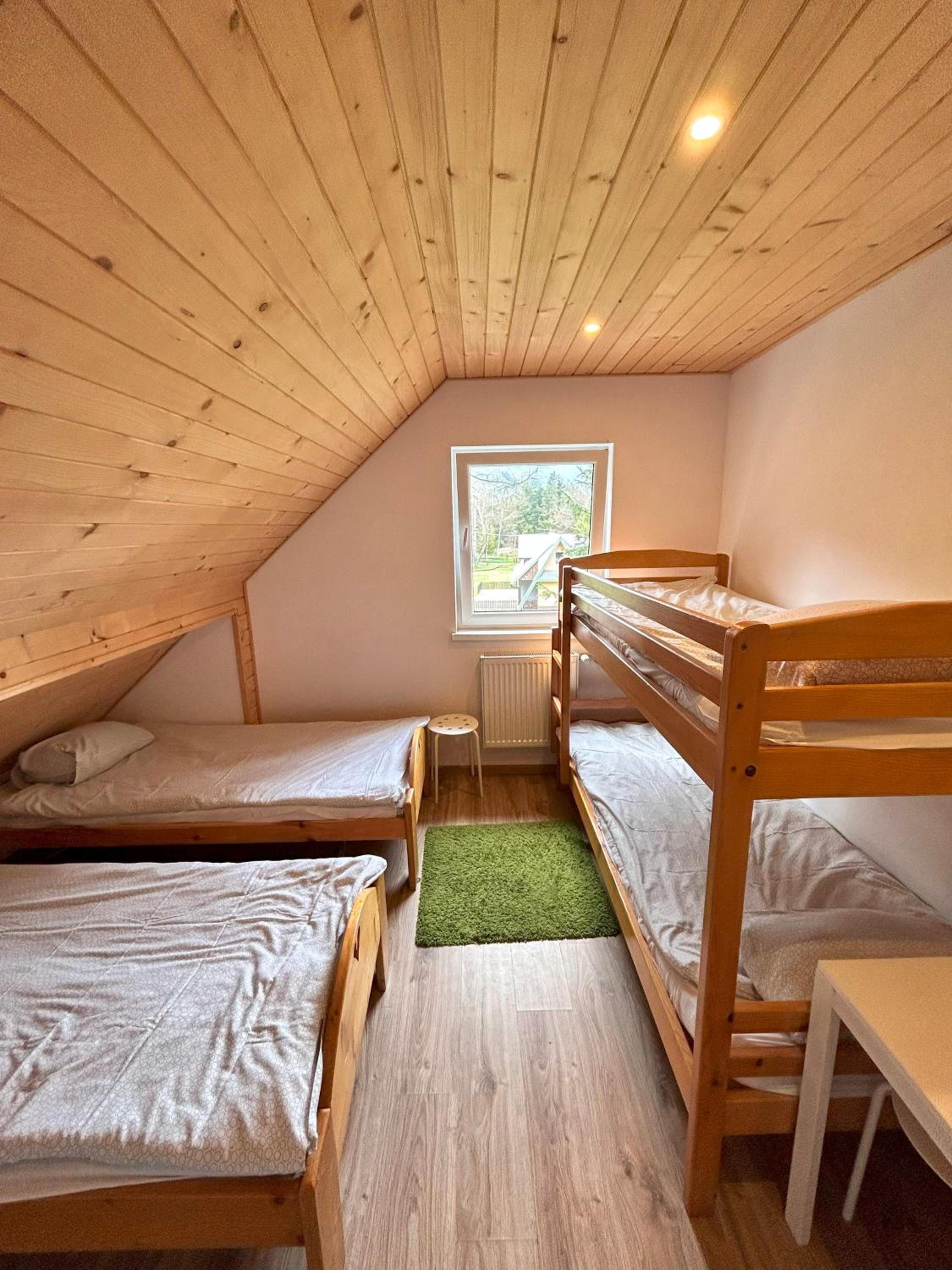Quadruple Room with Bathroom photo 3