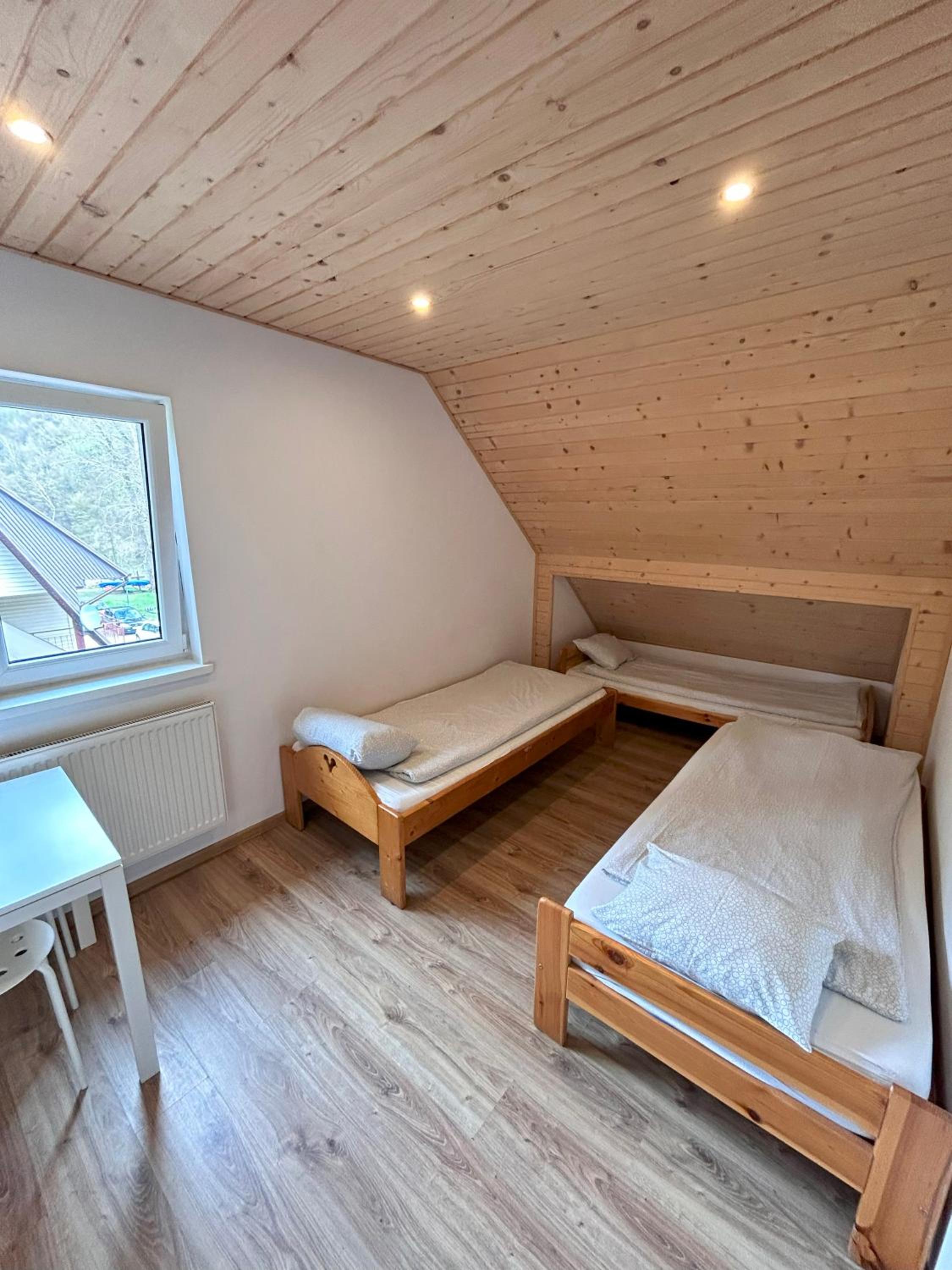 Quadruple Room with Bathroom photo 3