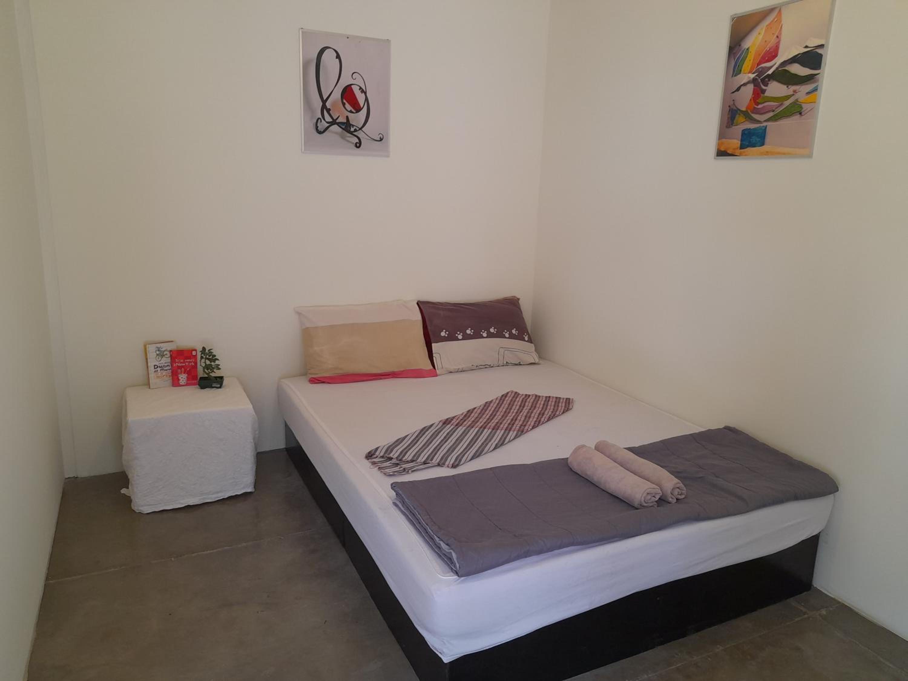 Double Room with Shared Bathroom photo 1