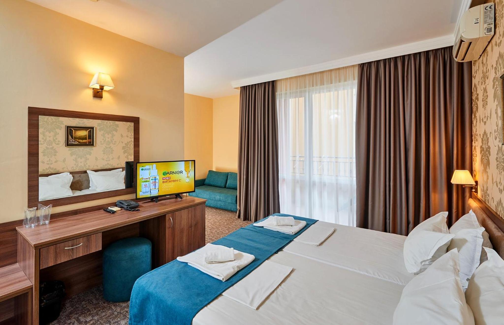 Junior Suite (2 Adults + 2 Children) photo 3