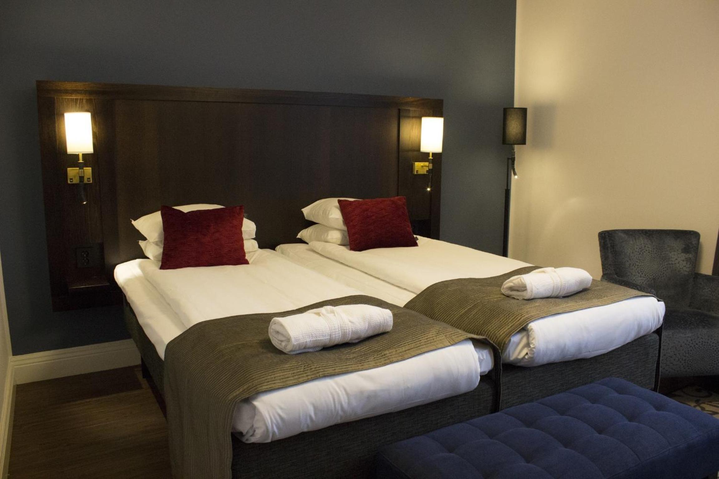 Superior Double or Twin Room photo 2